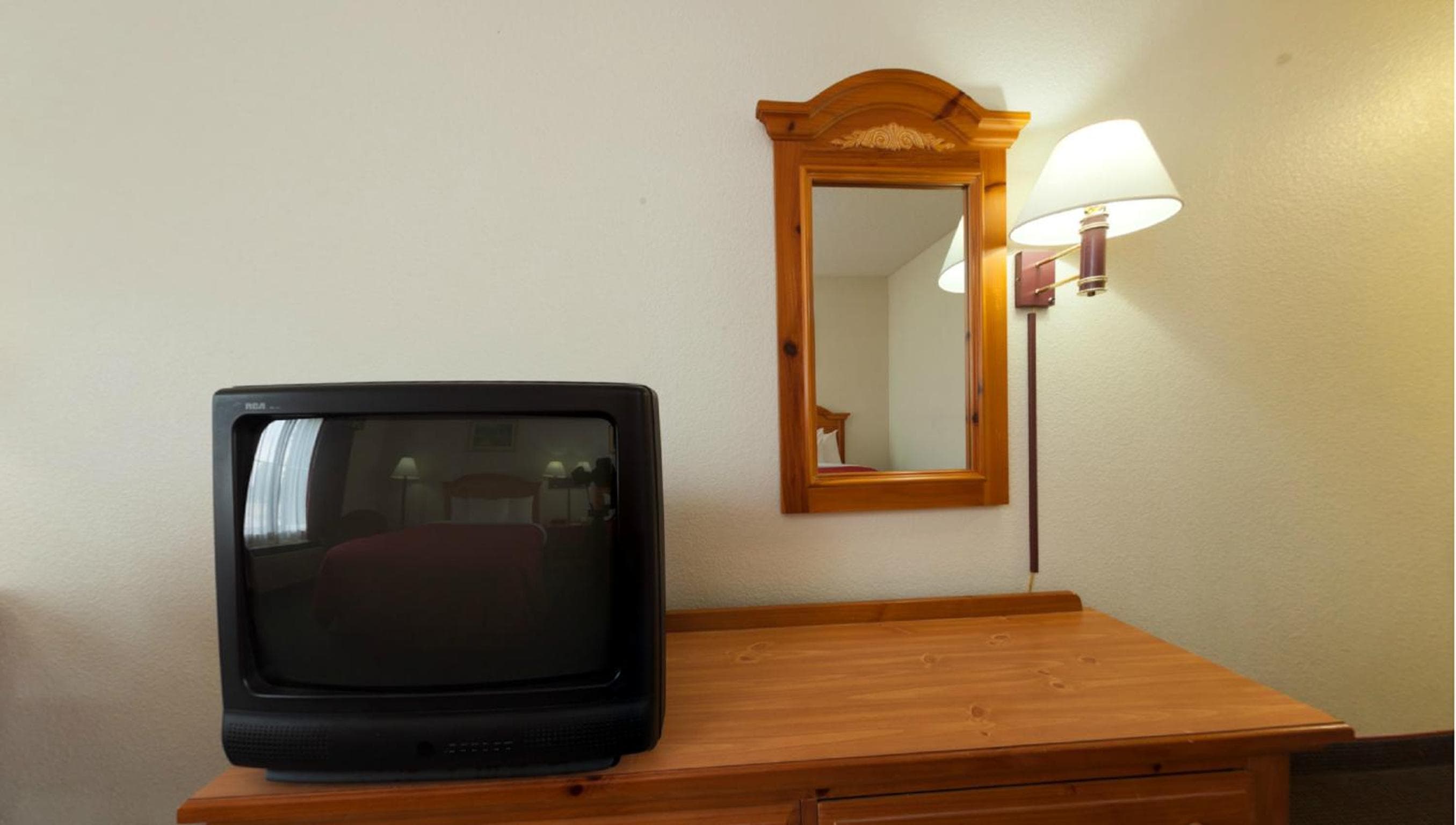 Country Inn & Suites by Radisson, Indianapolis South, IN