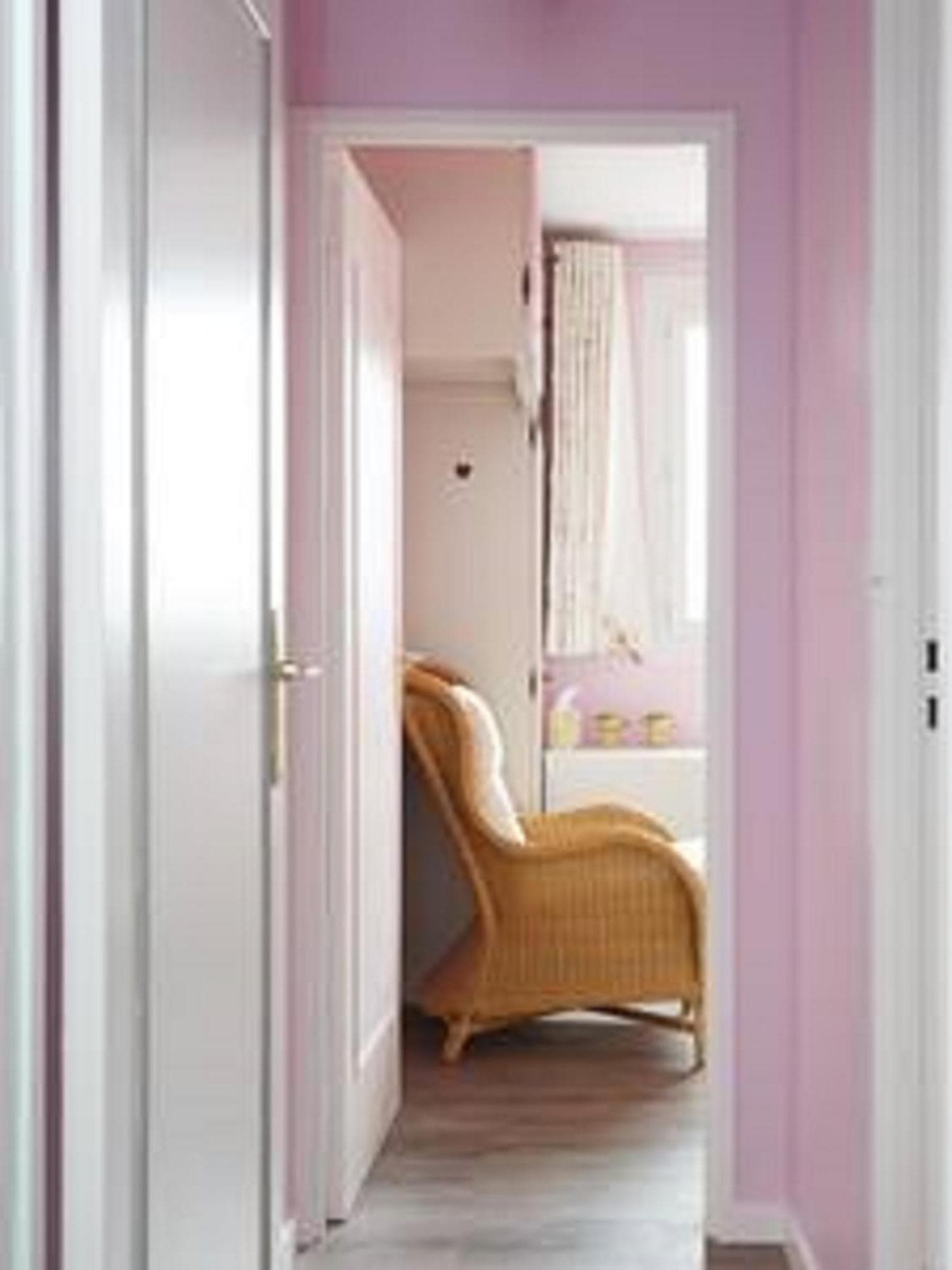 REFAIT A NEUF Appartement proche de Paris
