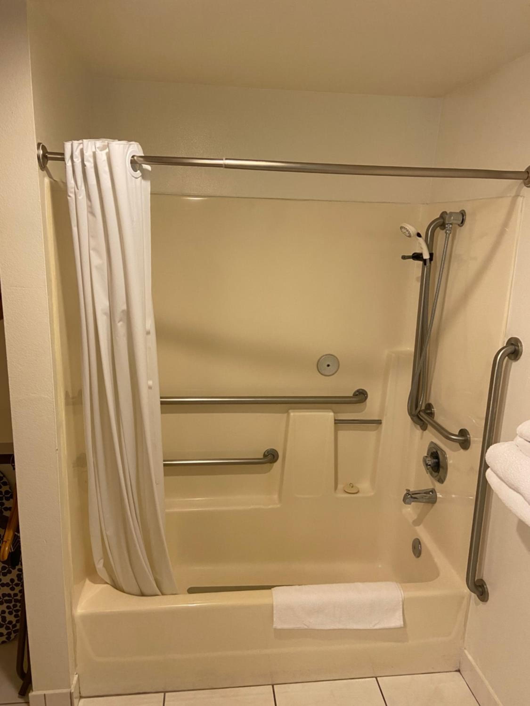 Vantage Point Inn - Woodland Hills