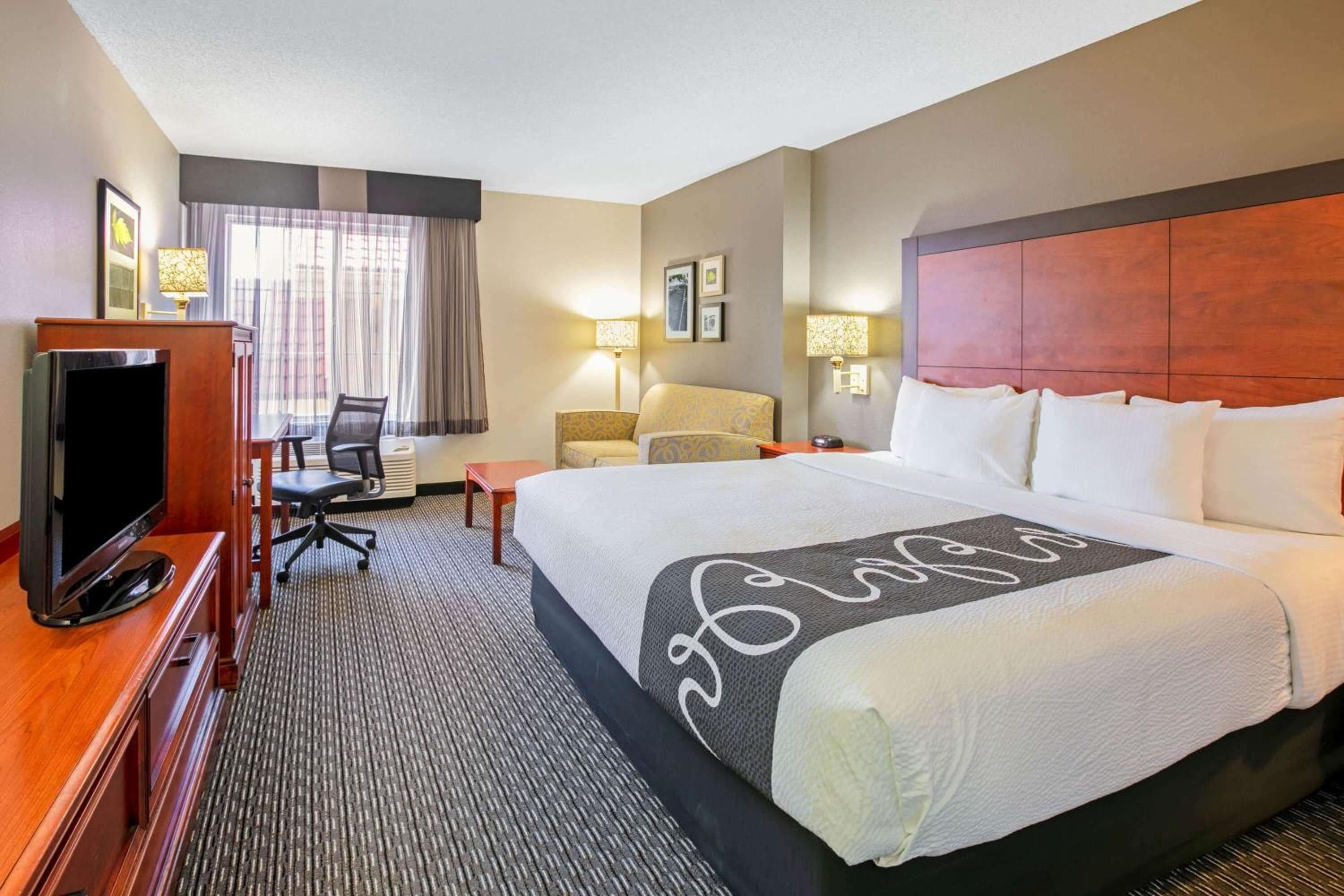 La Quinta by Wyndham DFW Airport South / Irving