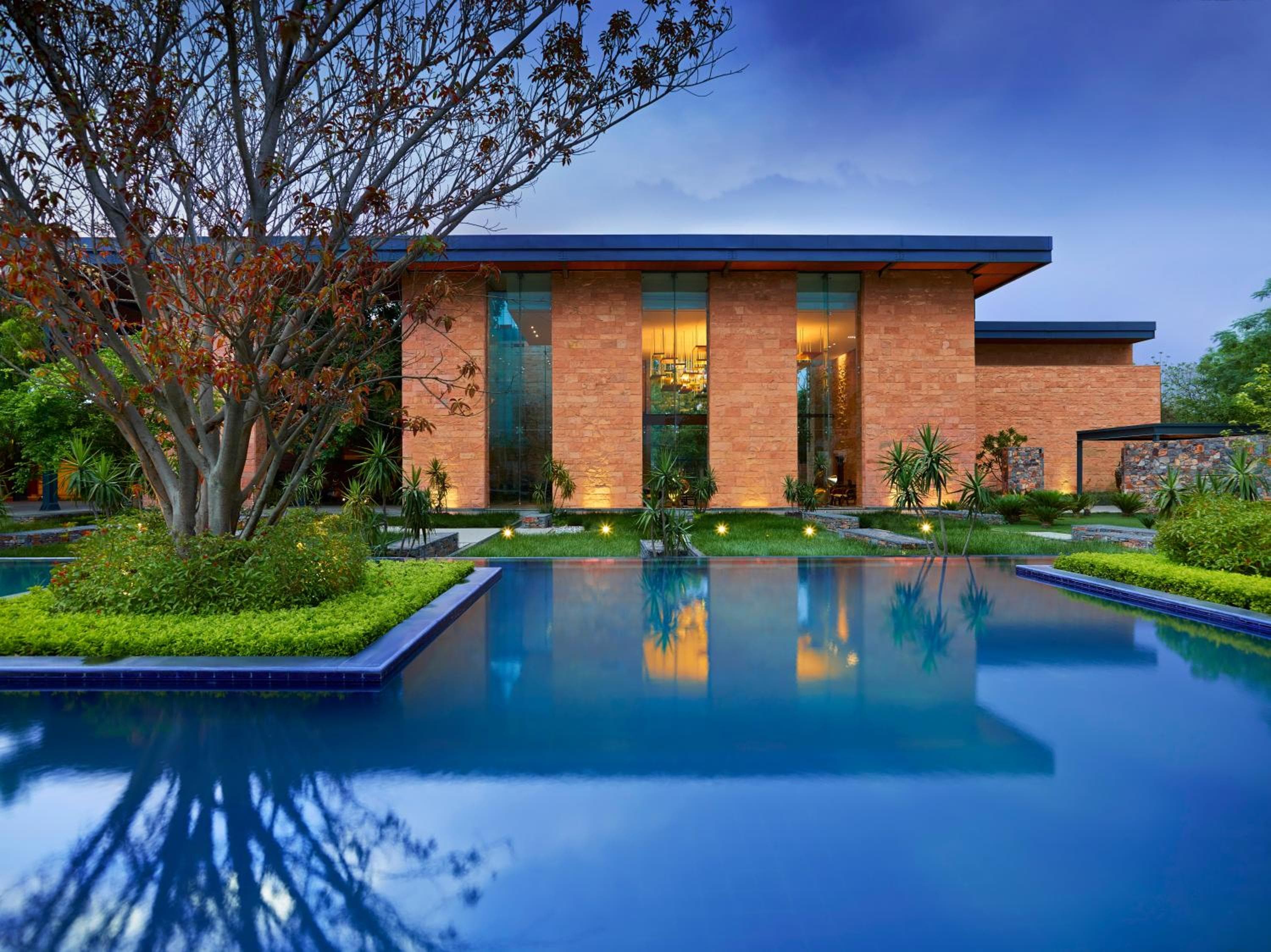 Taj Damdama Lake Resort & Spa, Gurugram