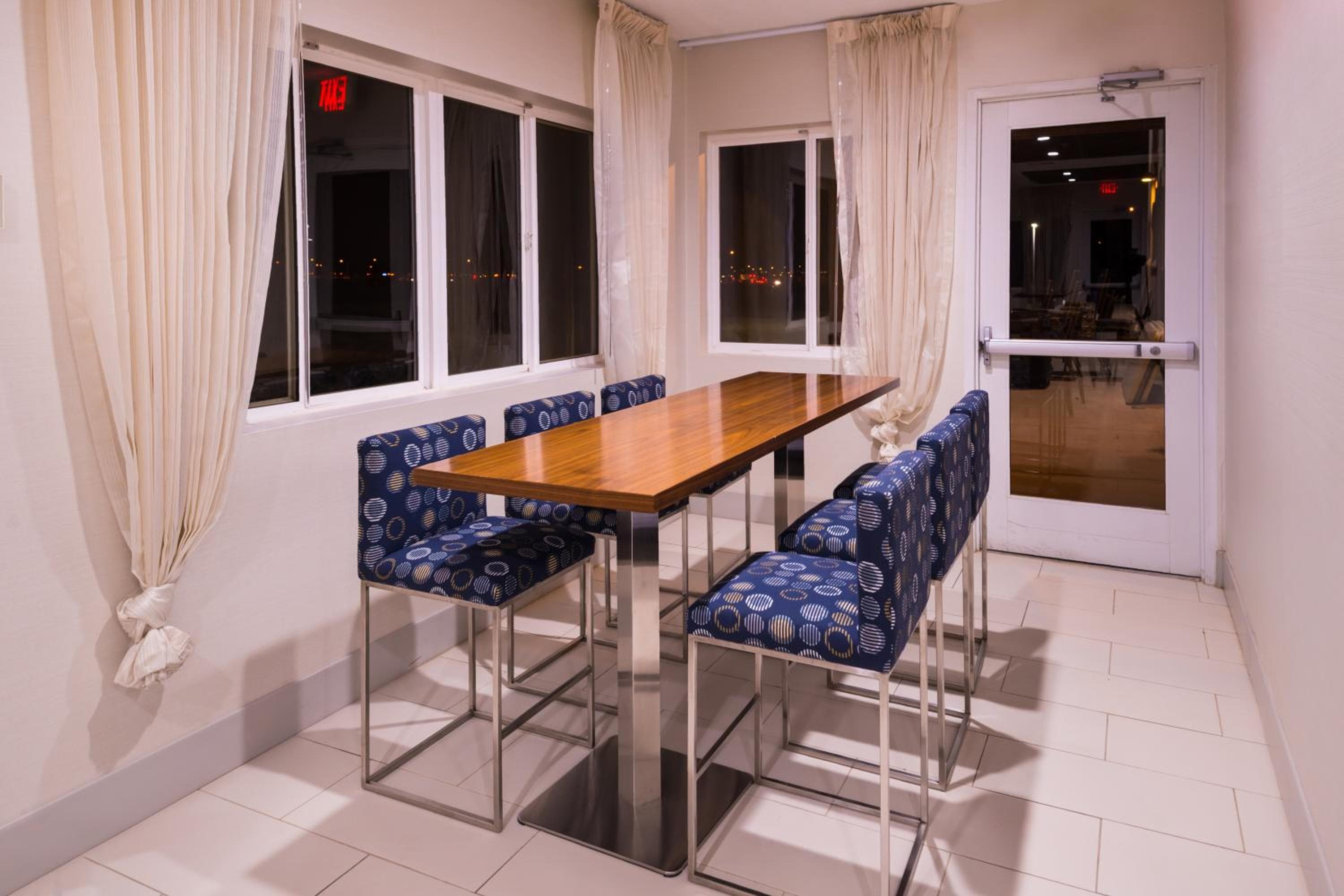 Holiday Inn Express & Suites Alamogordo Highway 54/70 by IHG