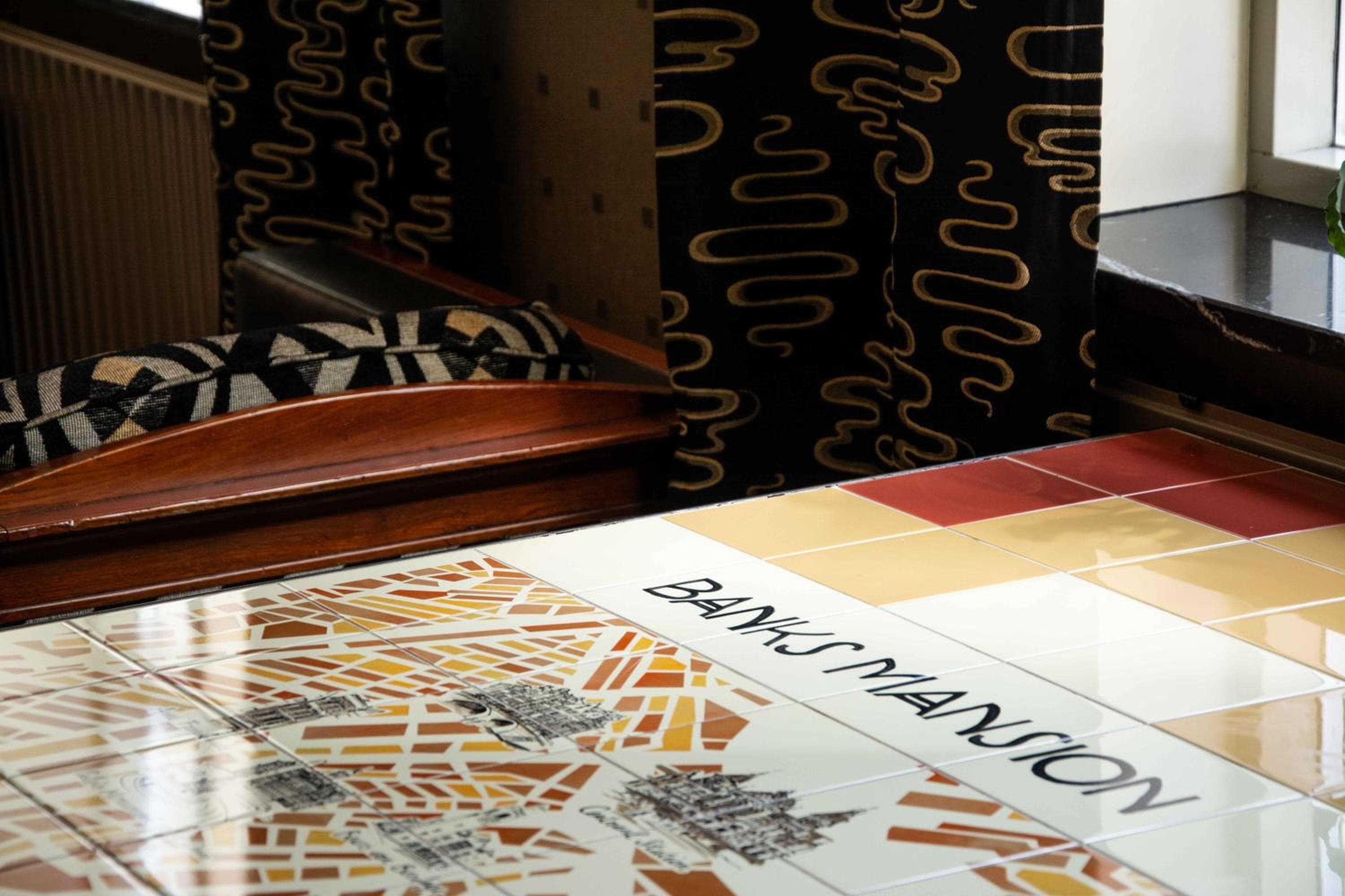 Banks Mansion - Boutique Hotel