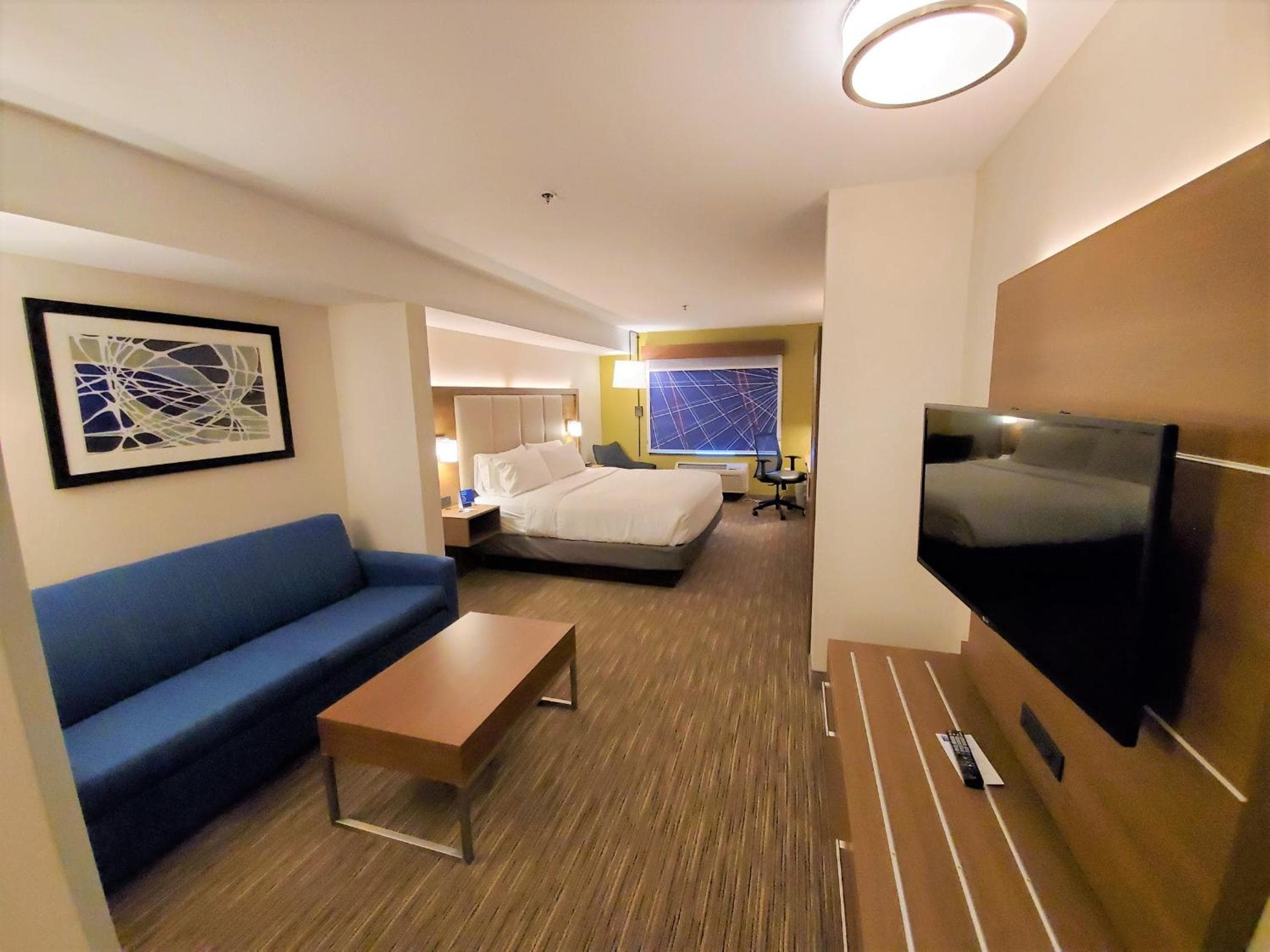 Holiday Inn Express Hotel & Suites Seattle North - Lynnwood by IHG