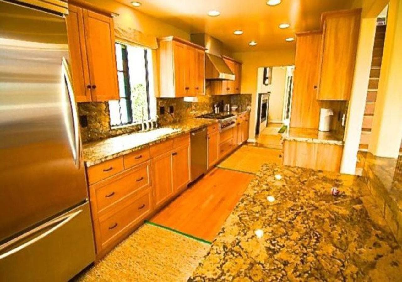 Lg BEACH Home, POOL, Hot Tub, Close to Beaches & Downtown El Segundo Beach