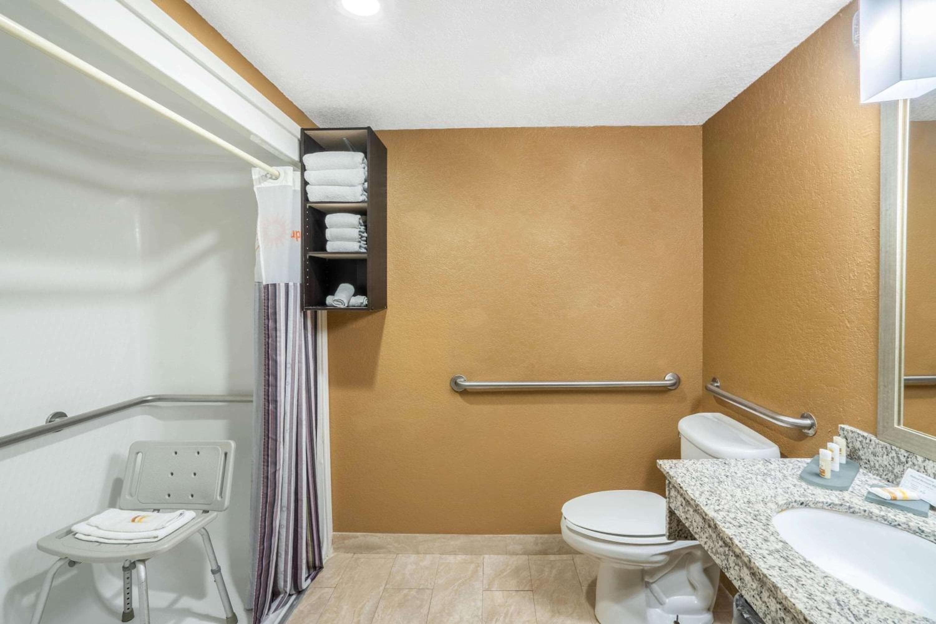 La Quinta by Wyndham Hot Springs