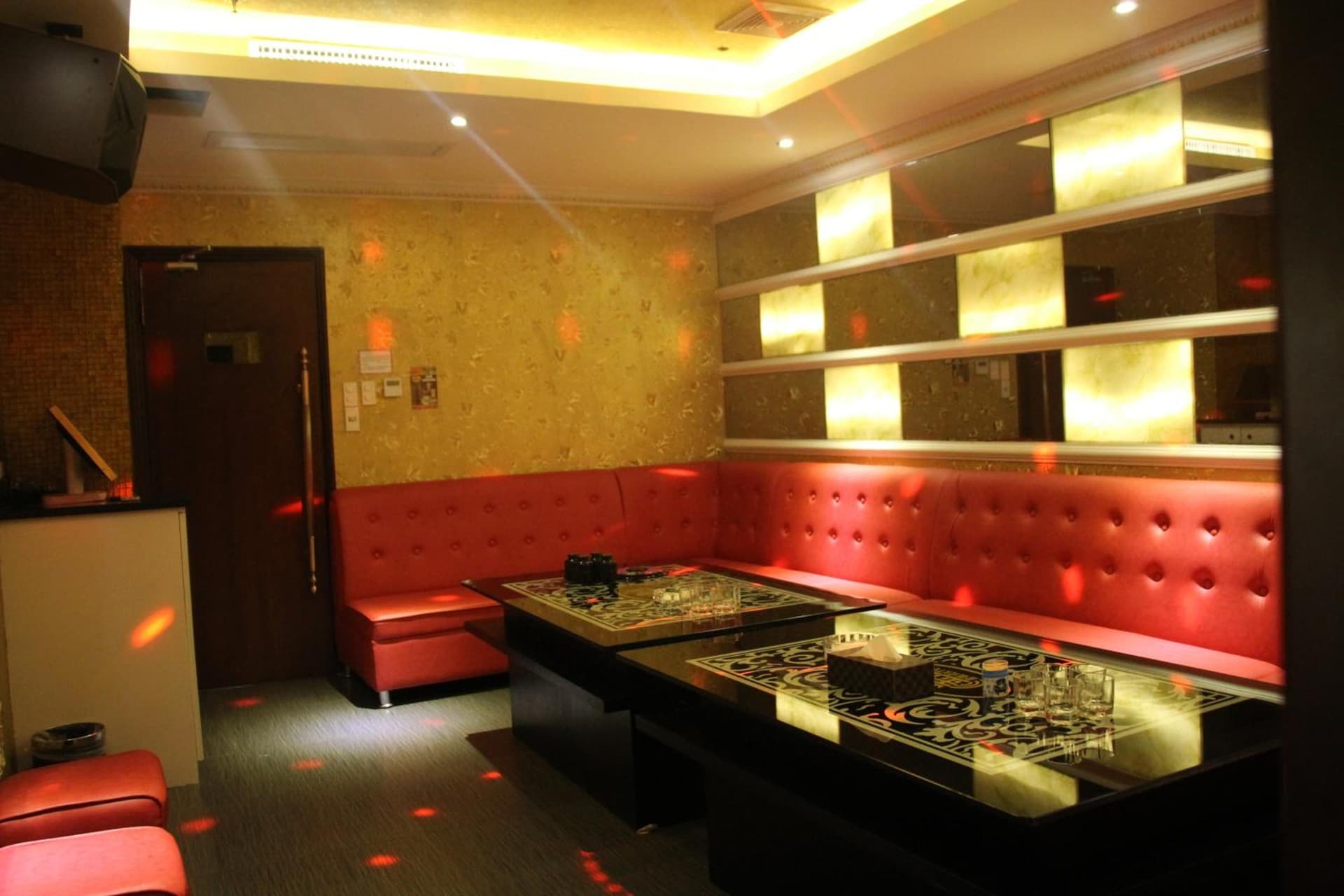 Dela Chambre Hotel