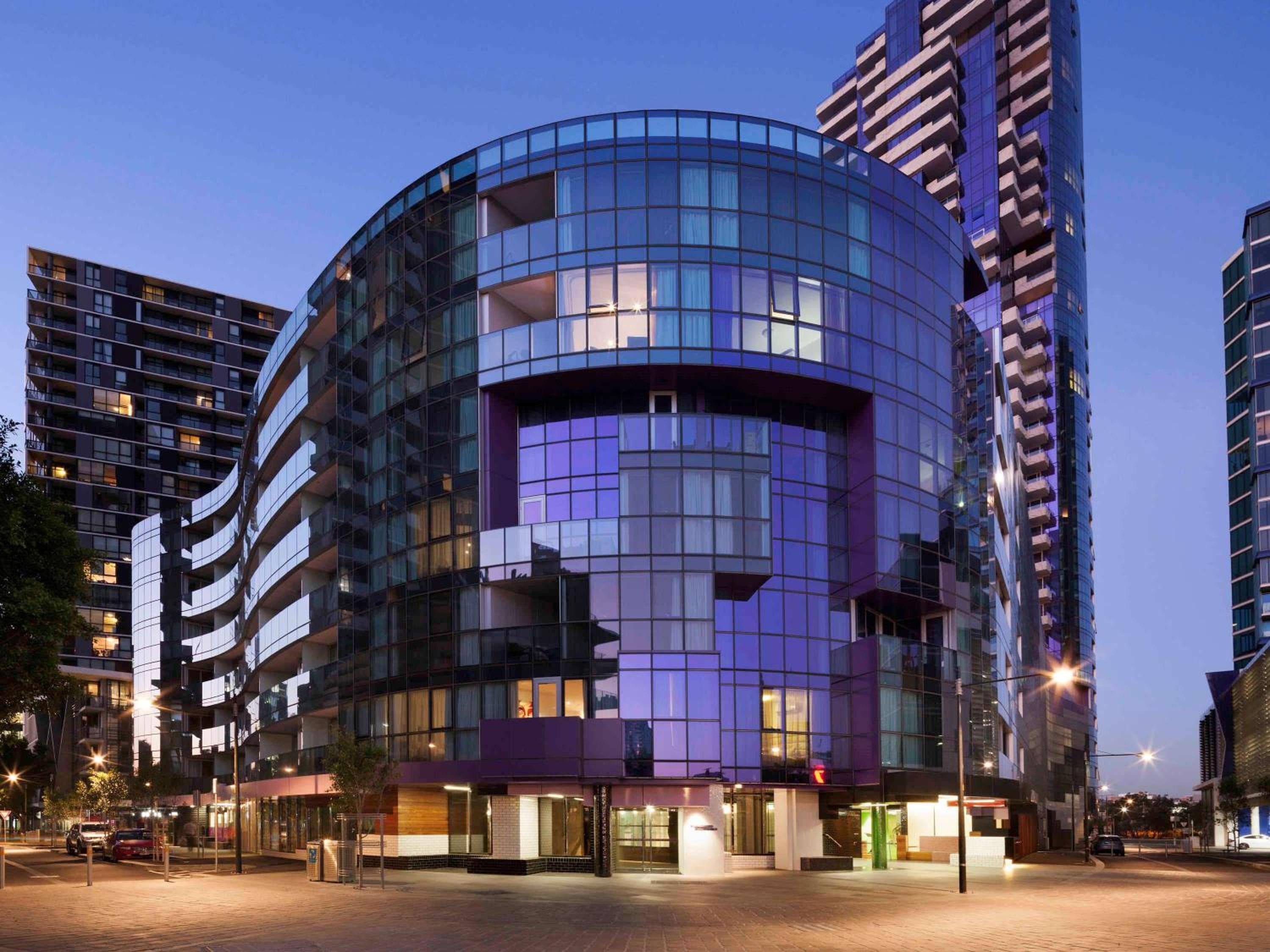 The Sebel Melbourne Docklands Hotel