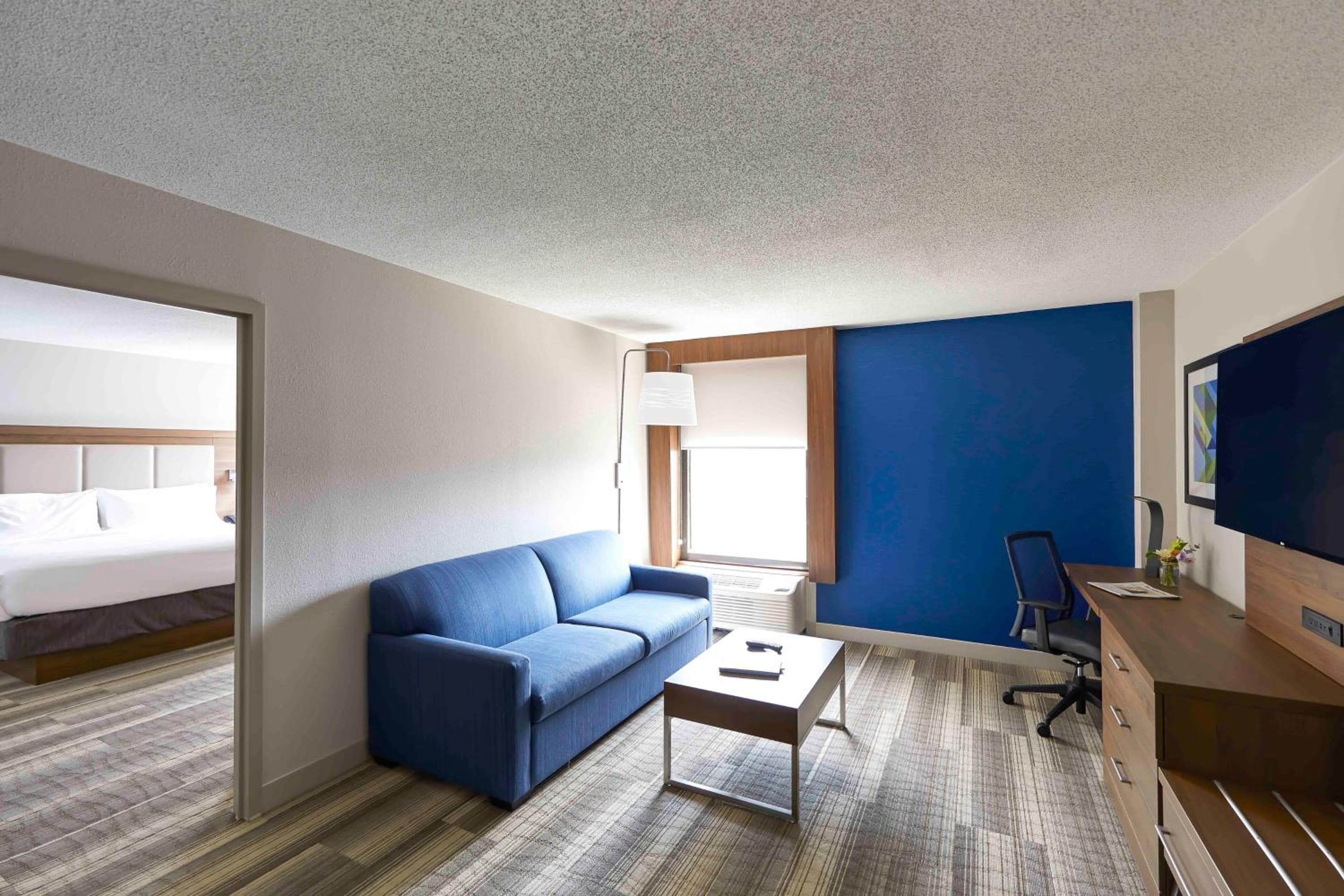 Holiday Inn Express Nashville-Downtown - Broadway by IHG