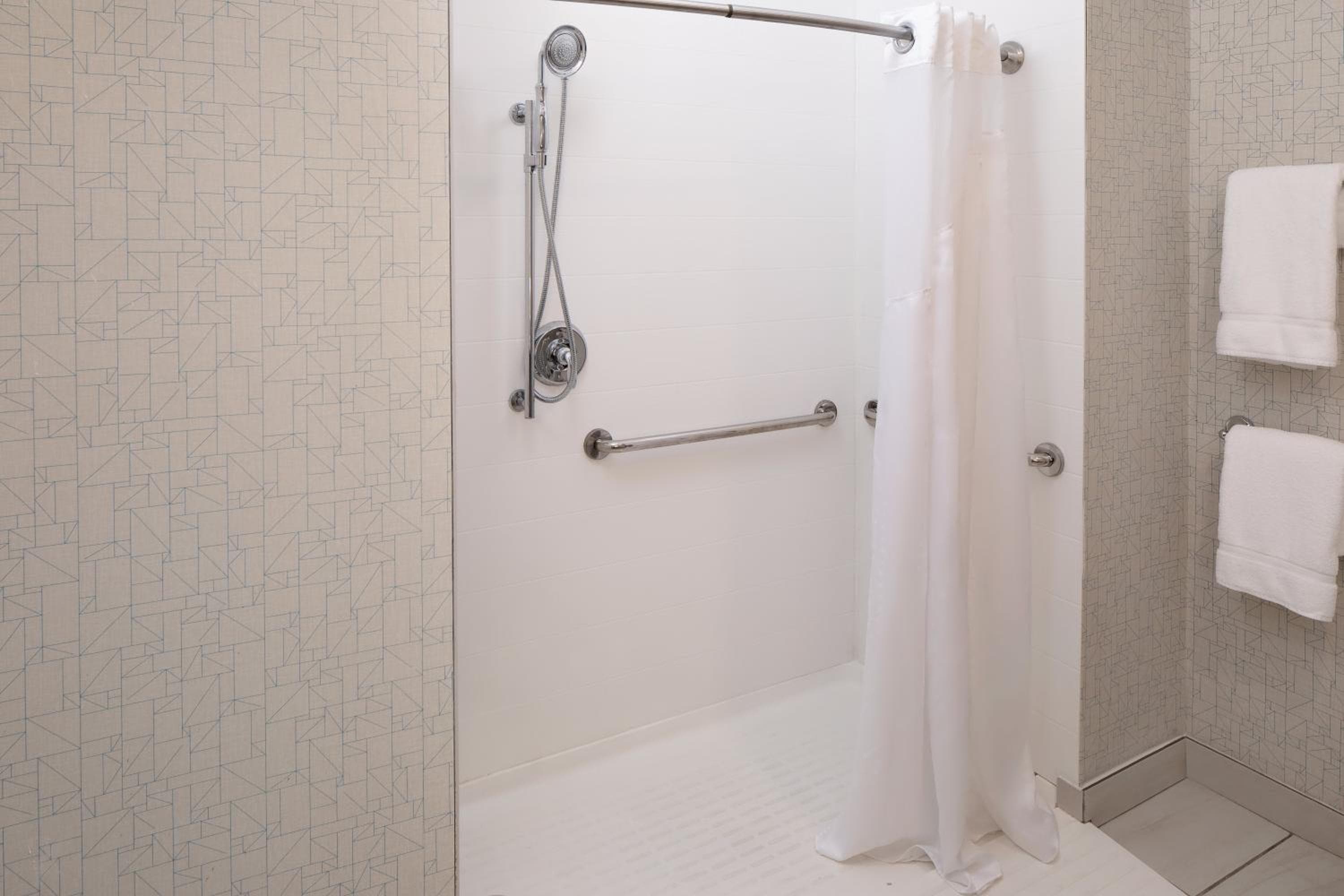 Holiday Inn Express Harrisburg East by IHG