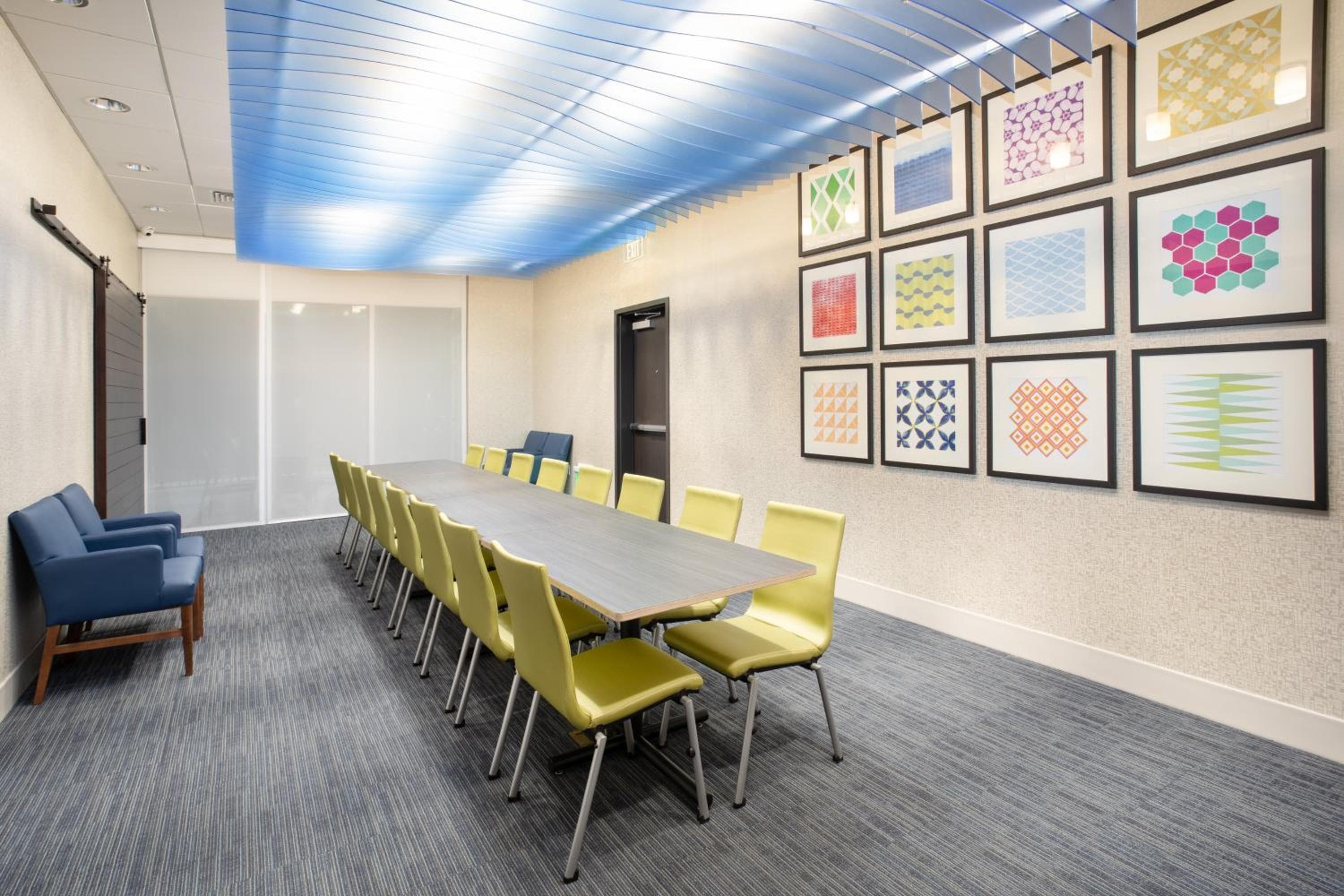 Holiday Inn Express & Suites - Ely by IHG