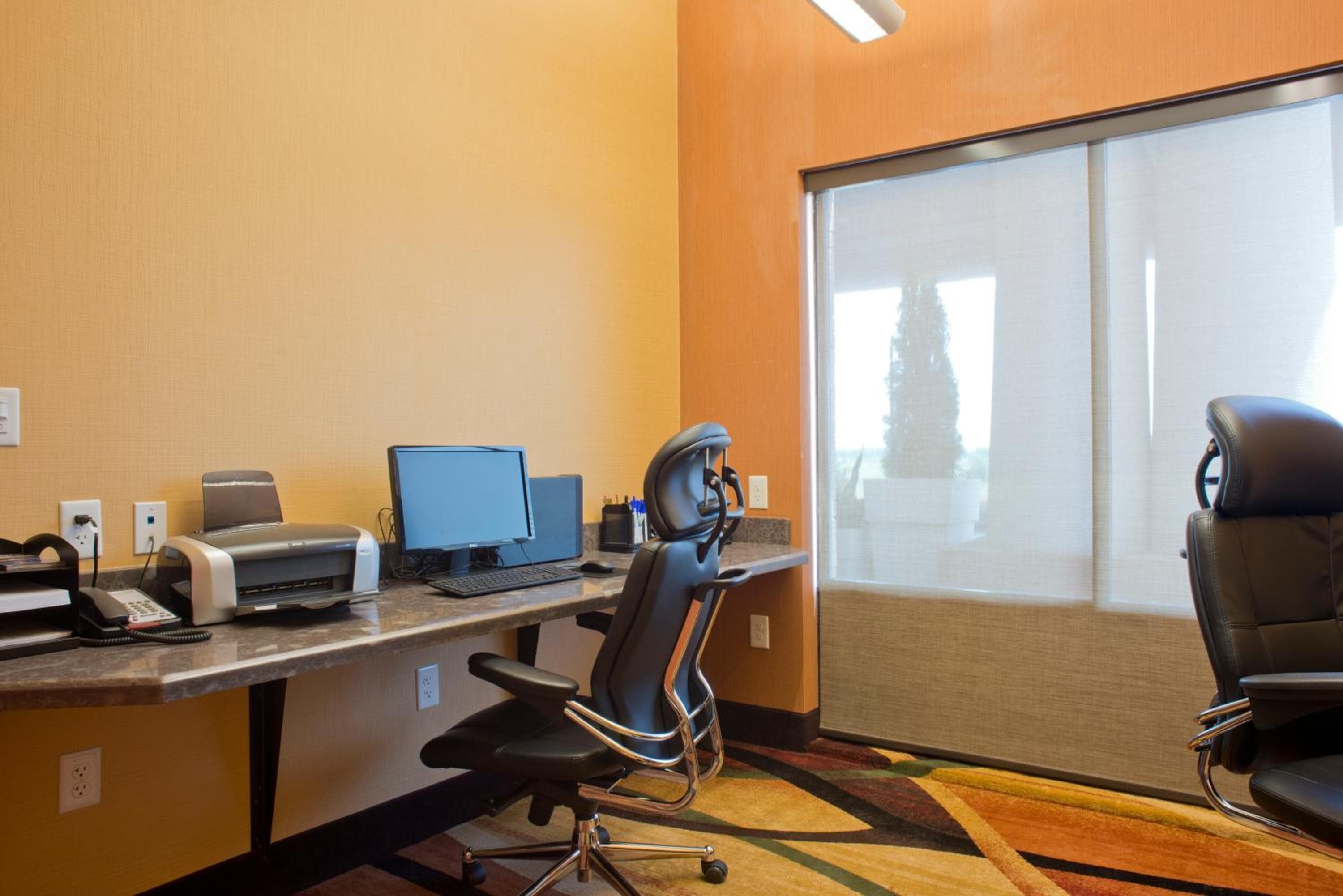 Holiday Inn Express Hotel & Suites Prattville South by IHG