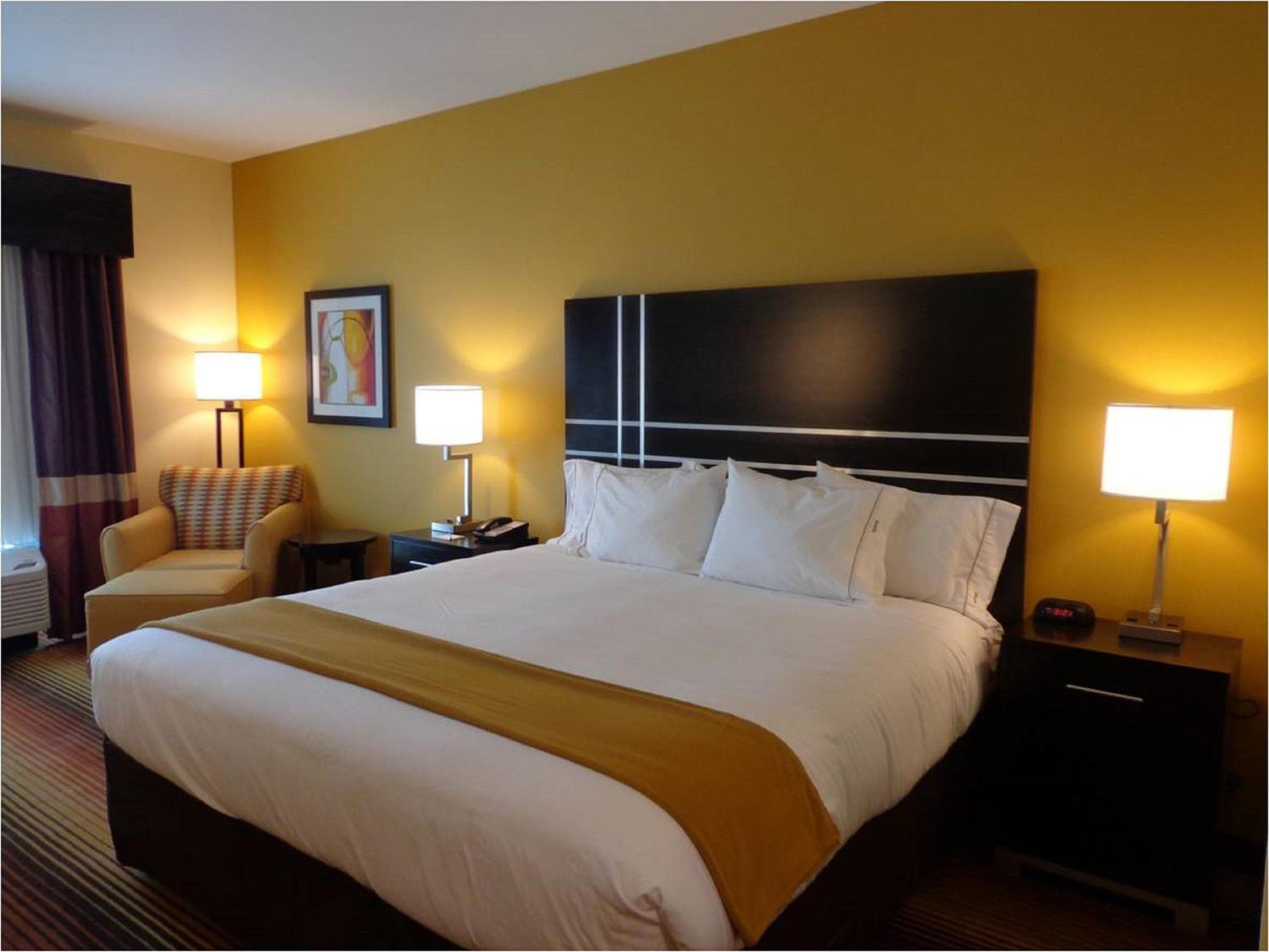 Holiday Inn Express Hotel & Suites Prattville South by IHG