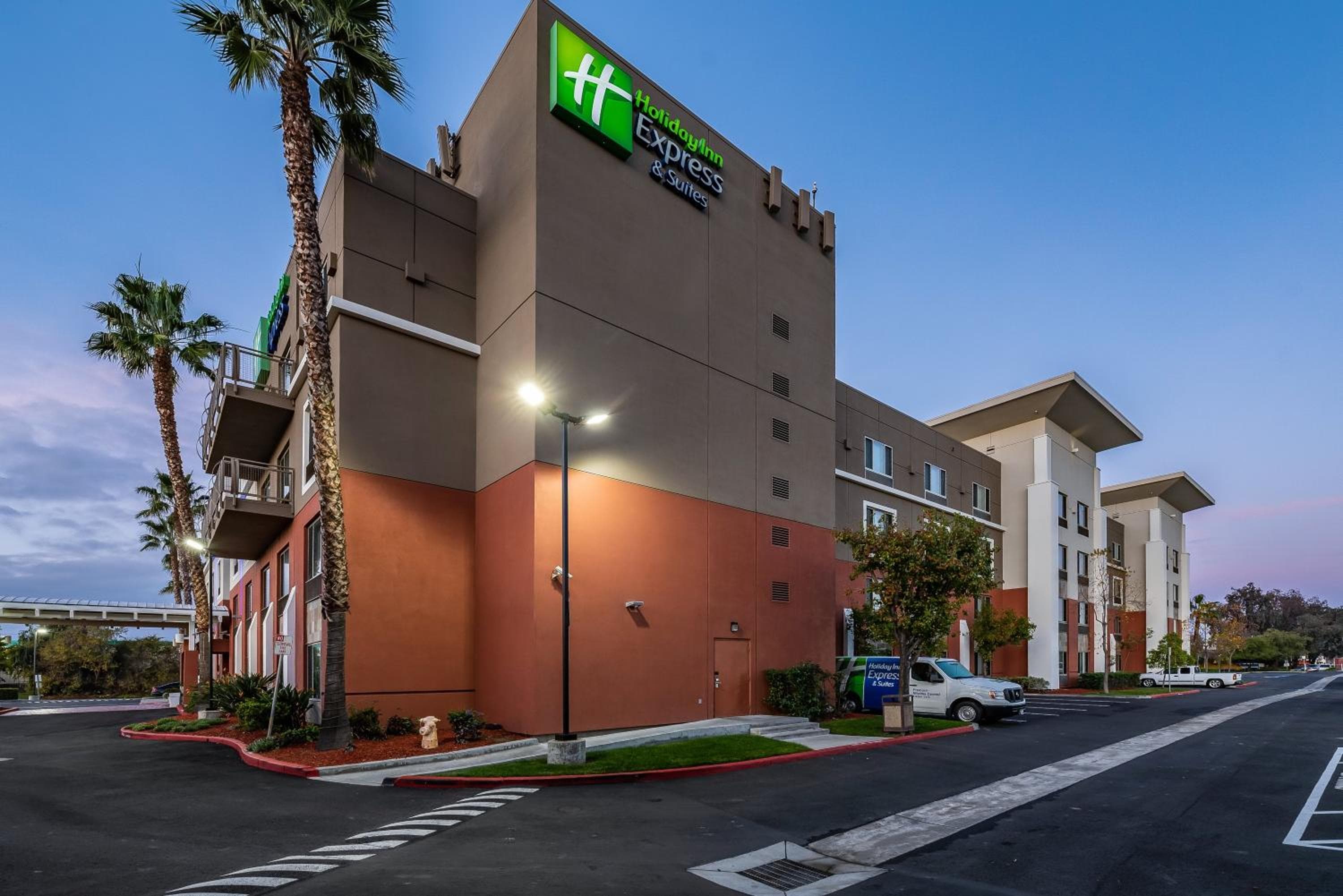 Holiday Inn Express Fremont - Milpitas Central by IHG