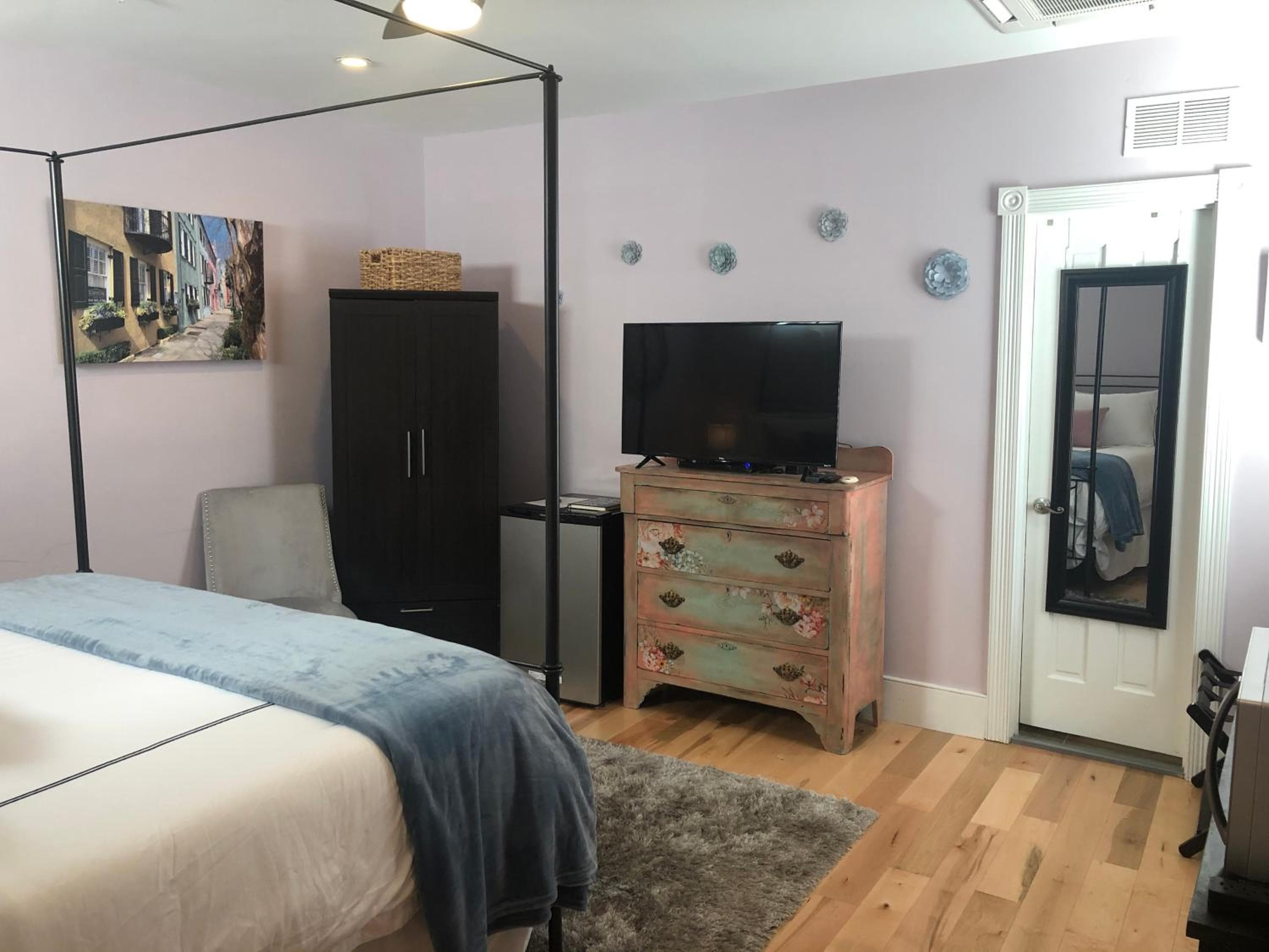 The Inn at 257