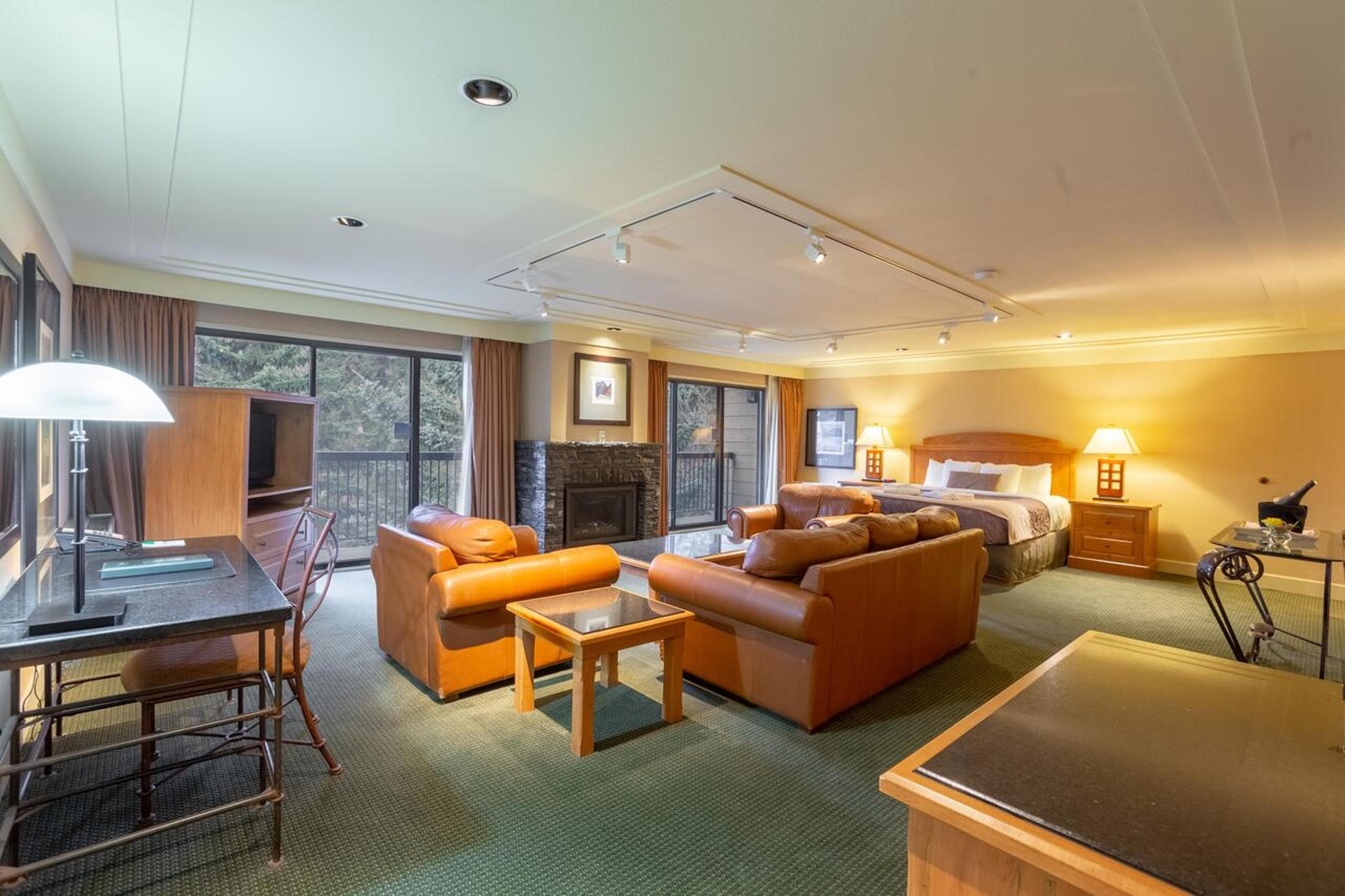 Banff Park Lodge