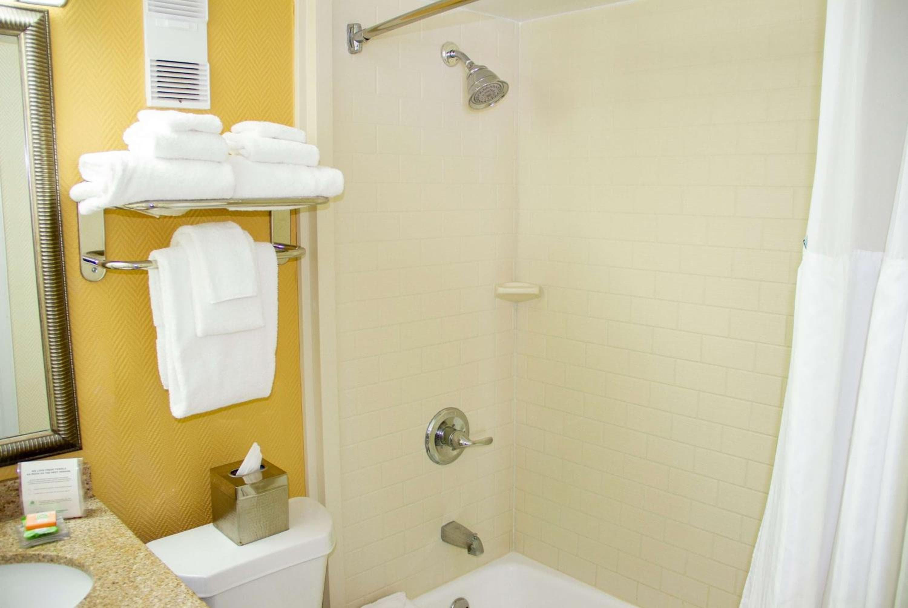 Wyndham Garden Fort Walton Beach - Fully Renovated