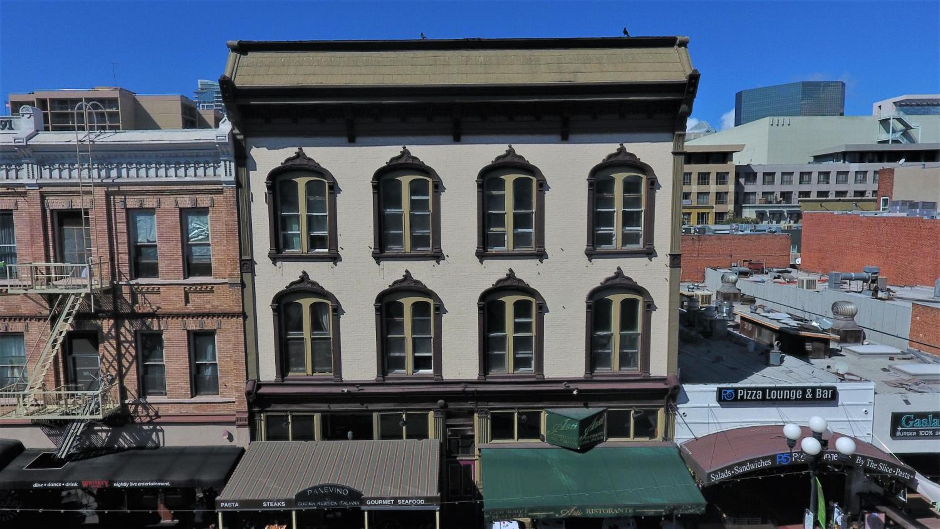Gaslamp Hostel