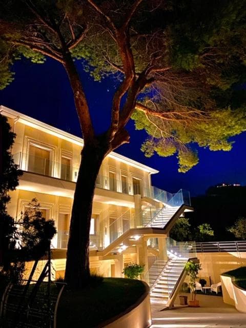 S'O Suites Tropea