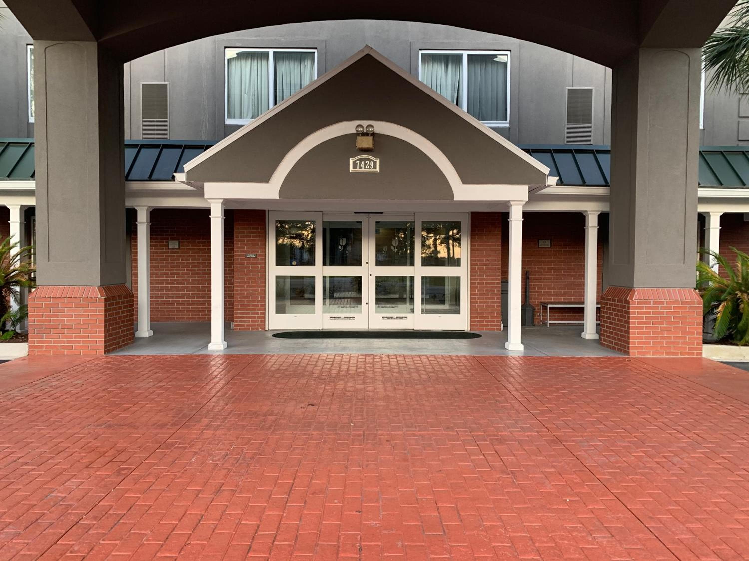 Country Inn & Suites By Radisson, Charleston North, SC