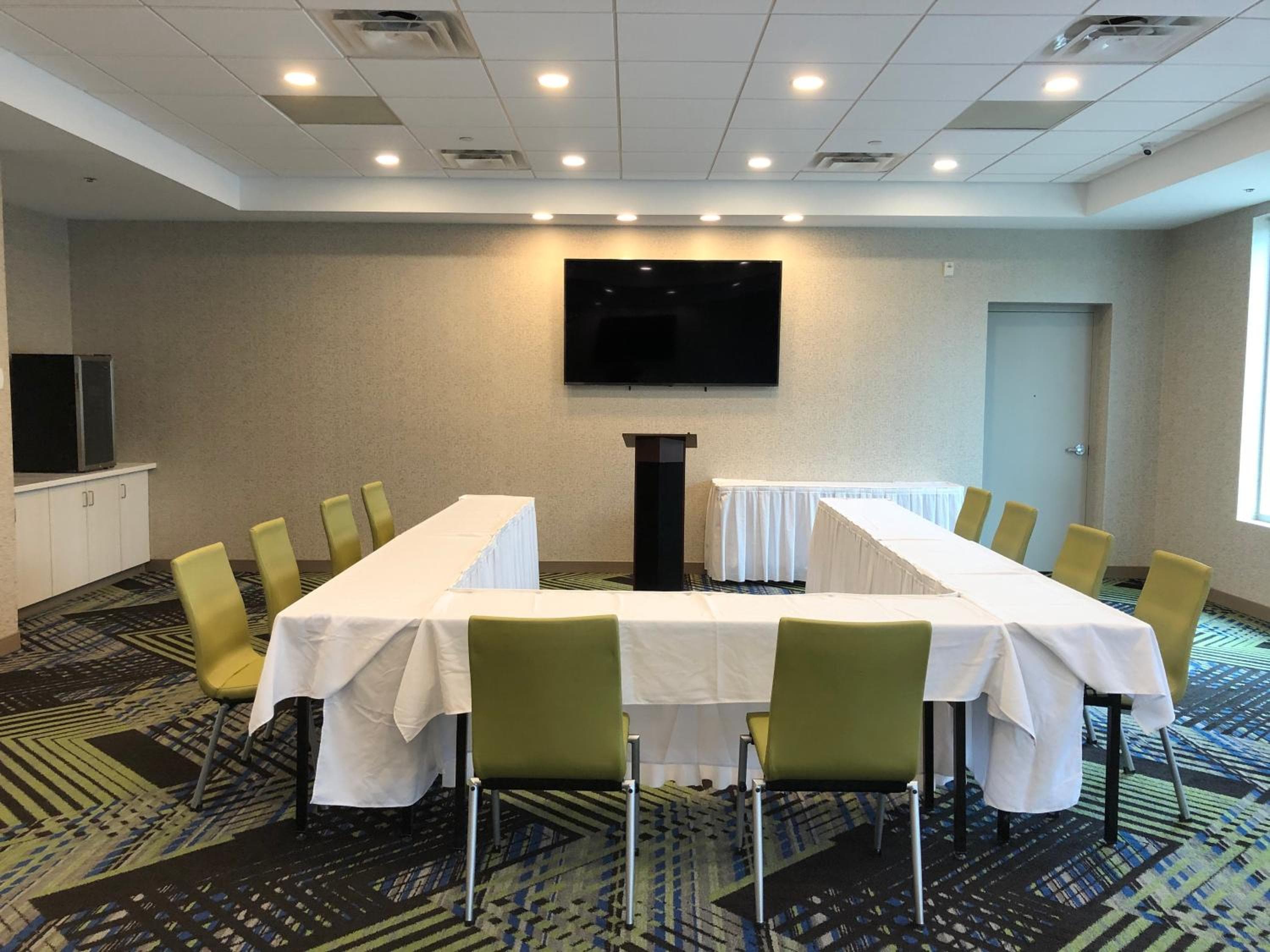 Holiday Inn Express & Suites Halifax Airport by IHG