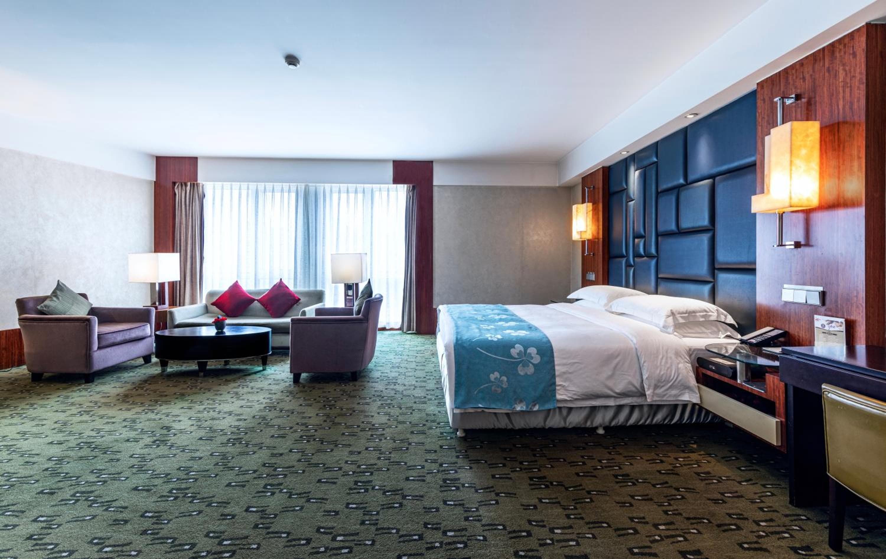 Beijing Kuntai Royal Hotel