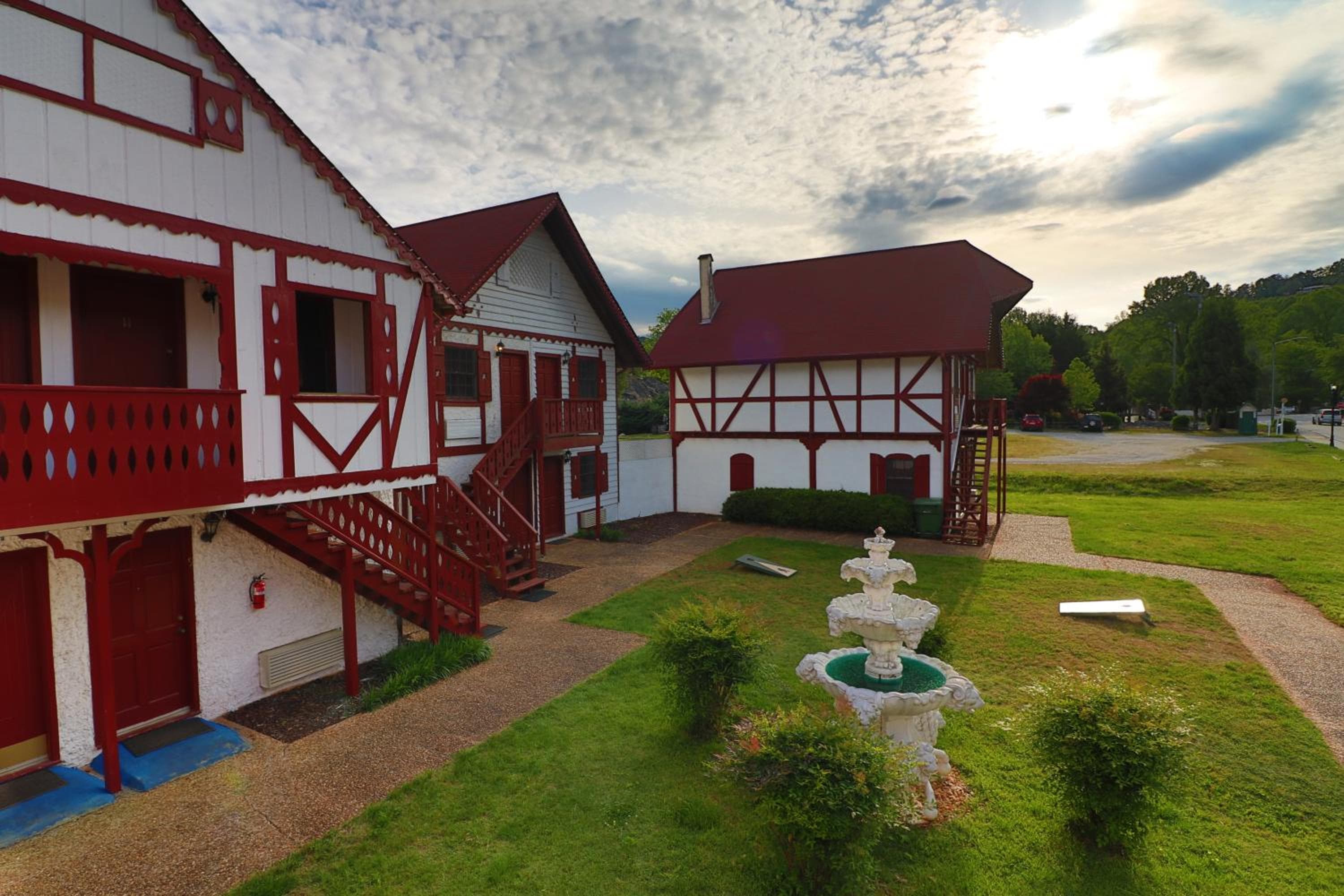 Alpine Village Inn