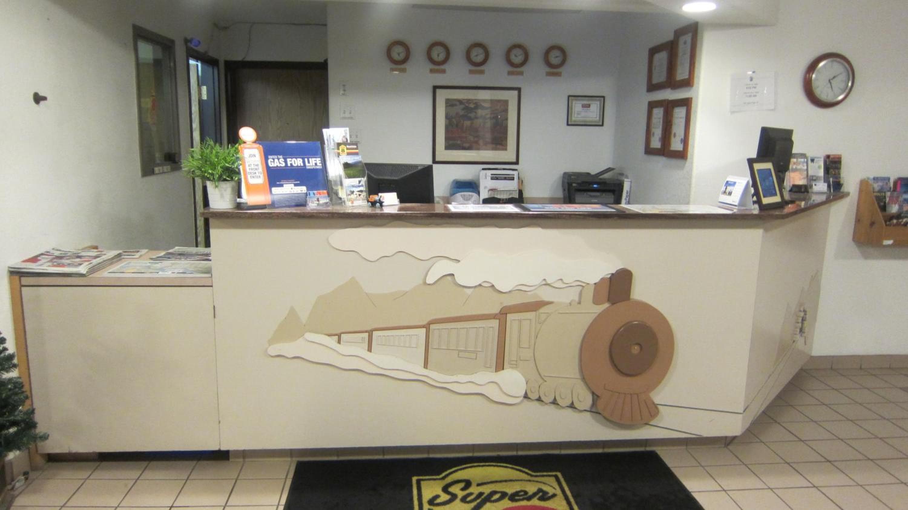 Super 8 by Wyndham Revelstoke BC