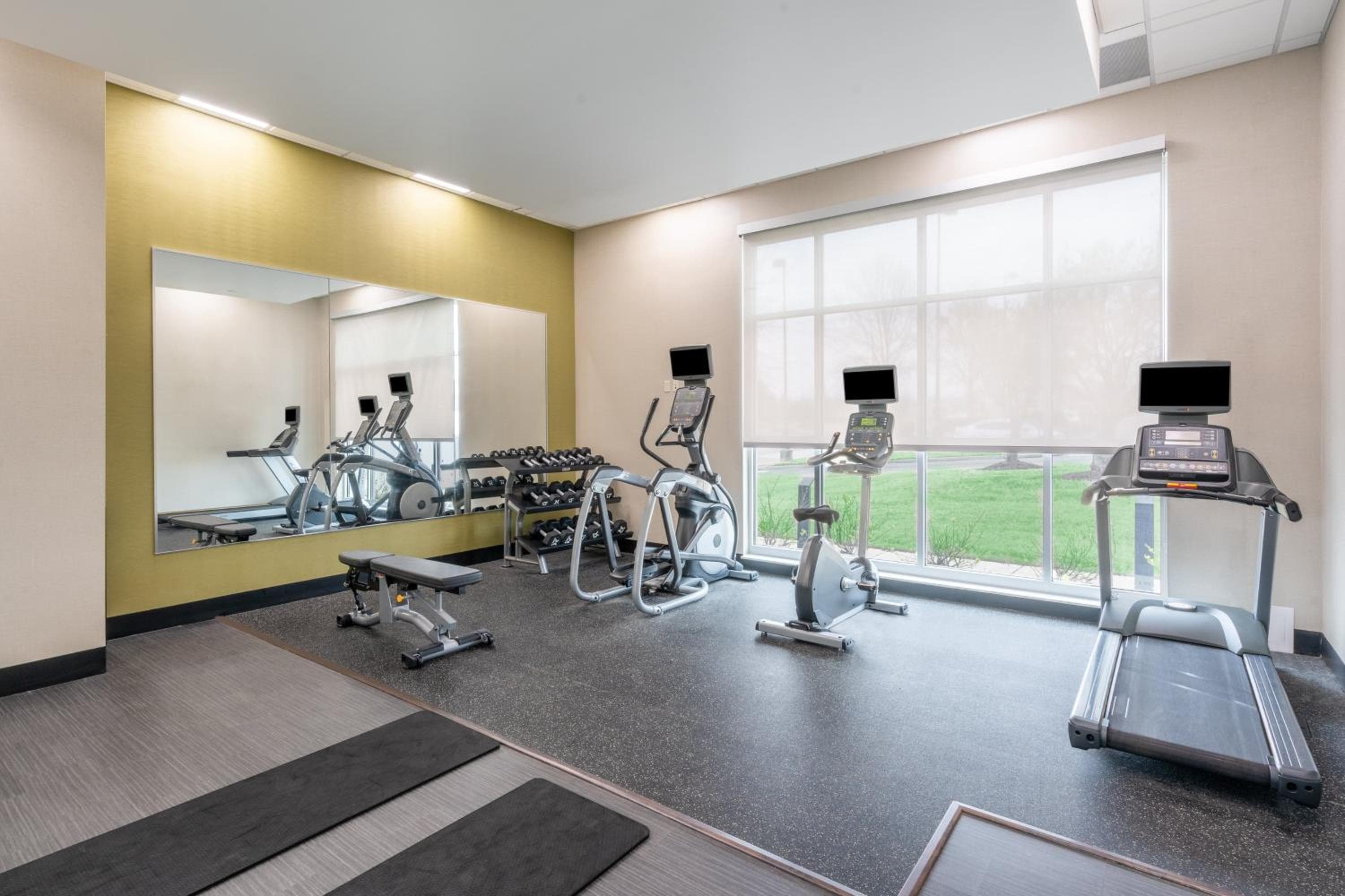 Holiday Inn & Suites Memphis Southeast-Germantown by IHG