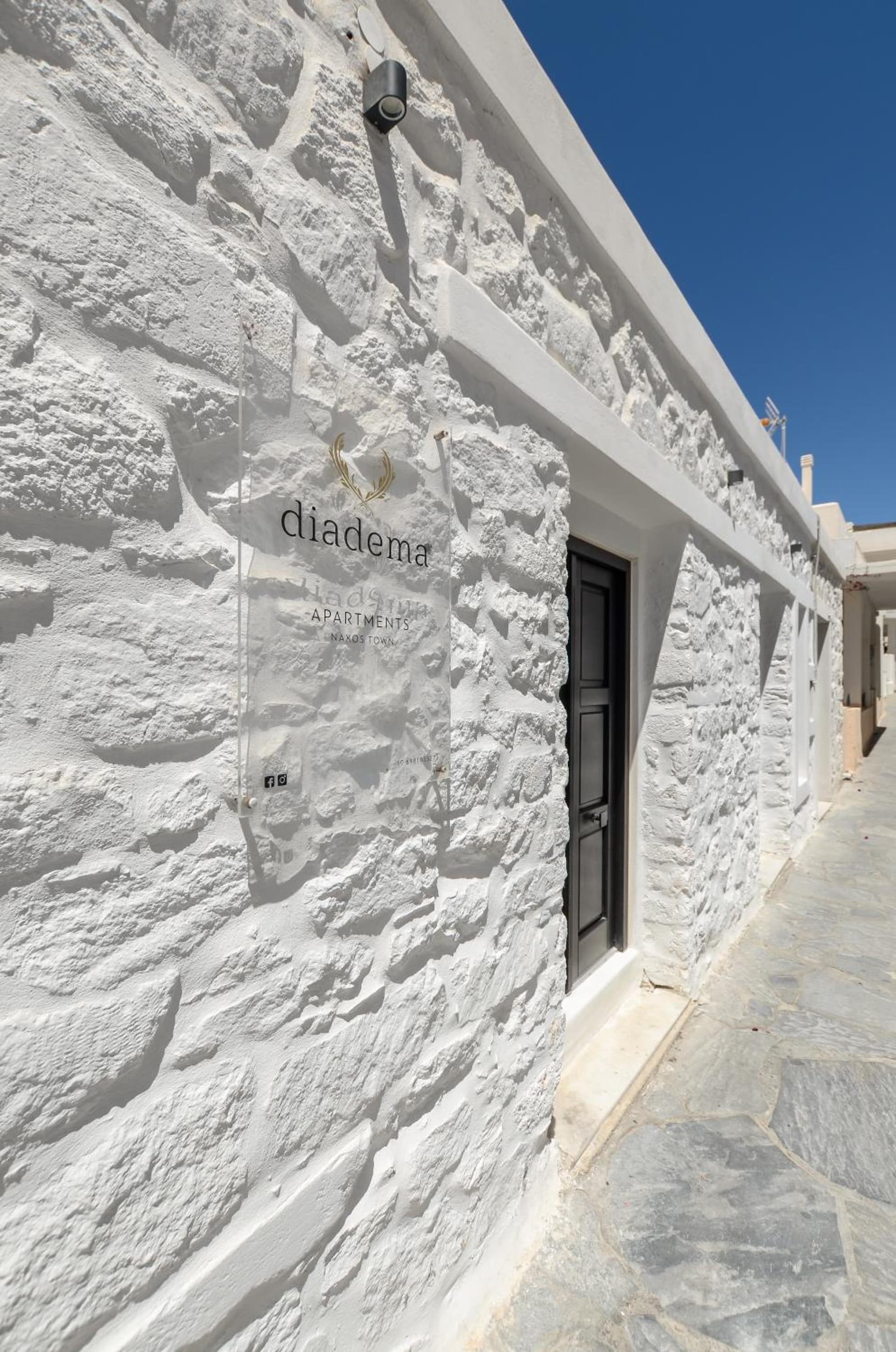Diadema Apartments in the Town