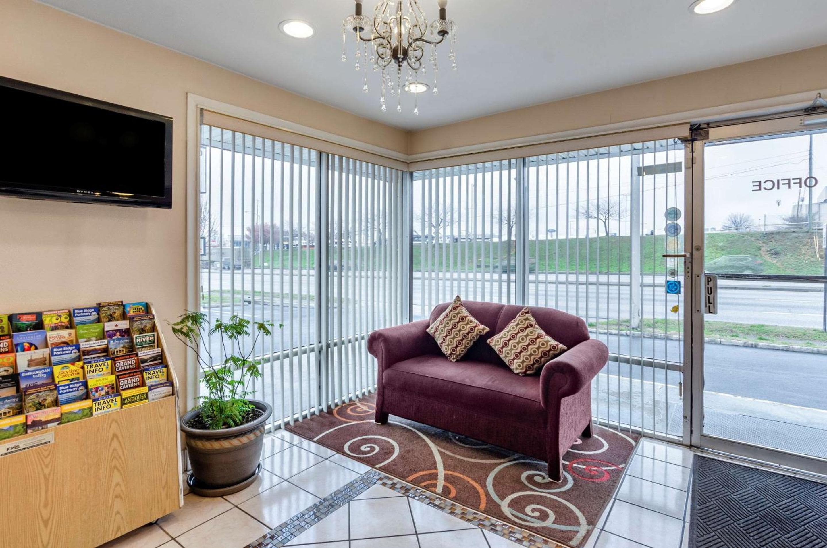 Econo Lodge Roanoke Civic Center