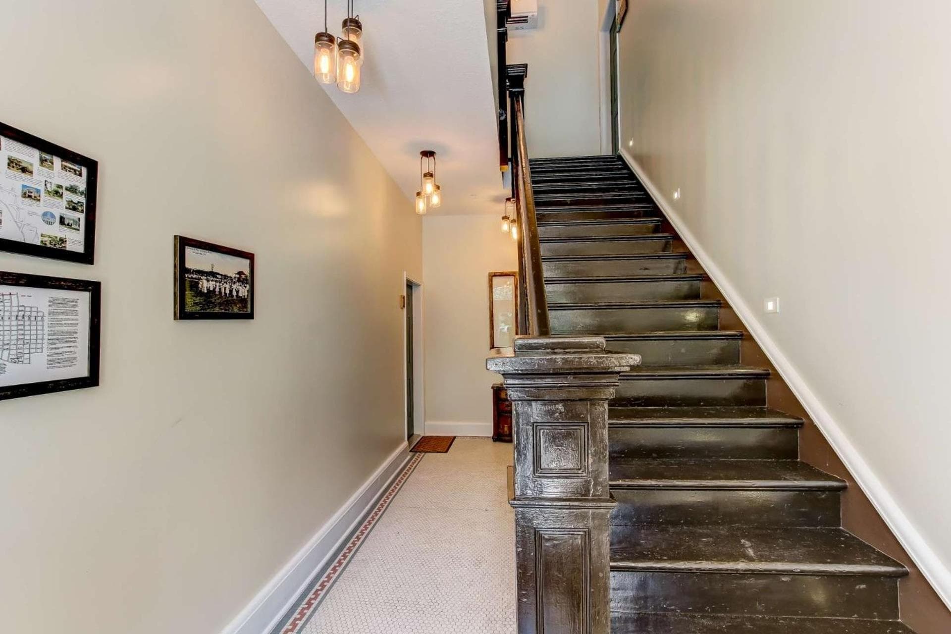 JBH 115 W 2nd Apt 2