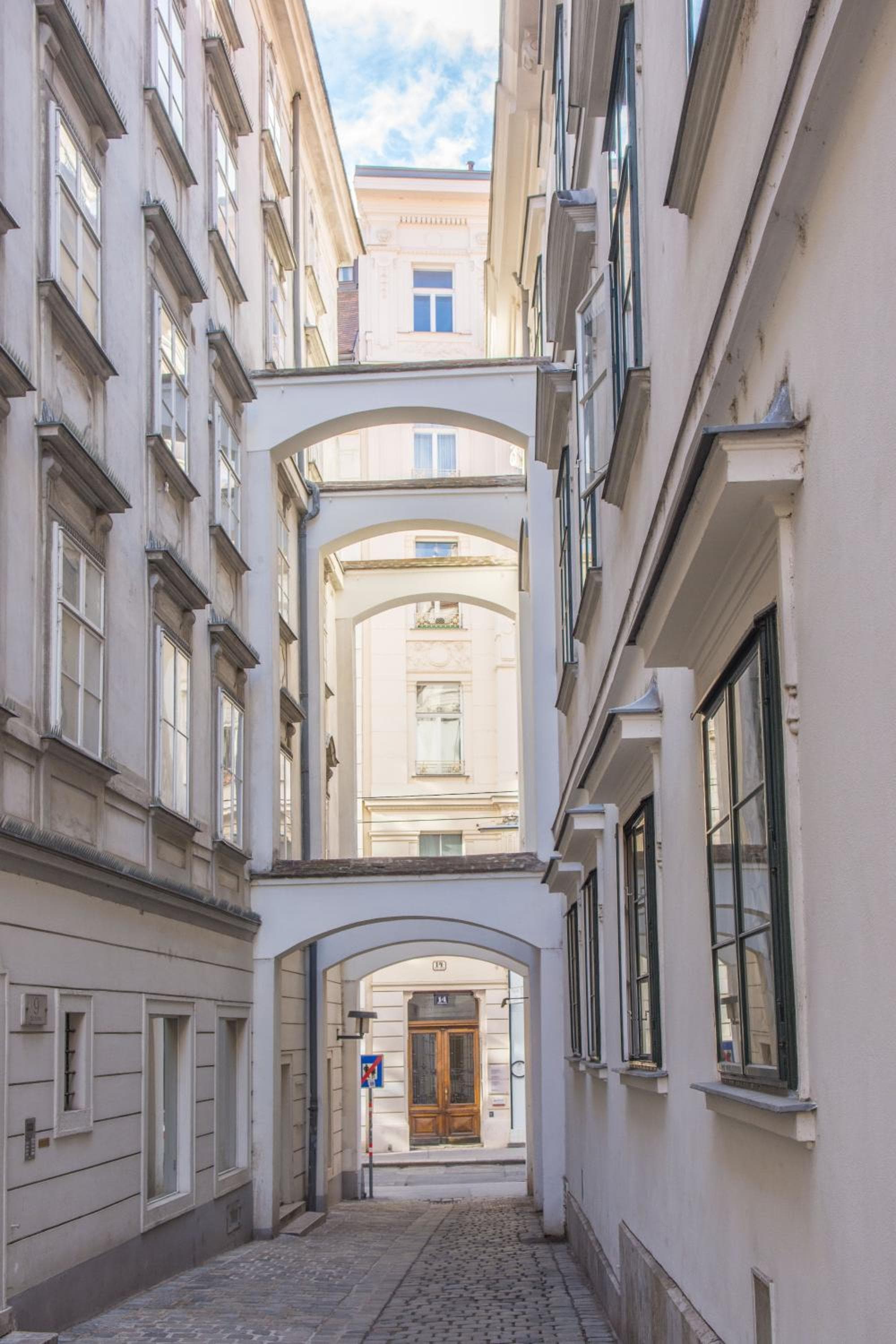 Nikolai Homes