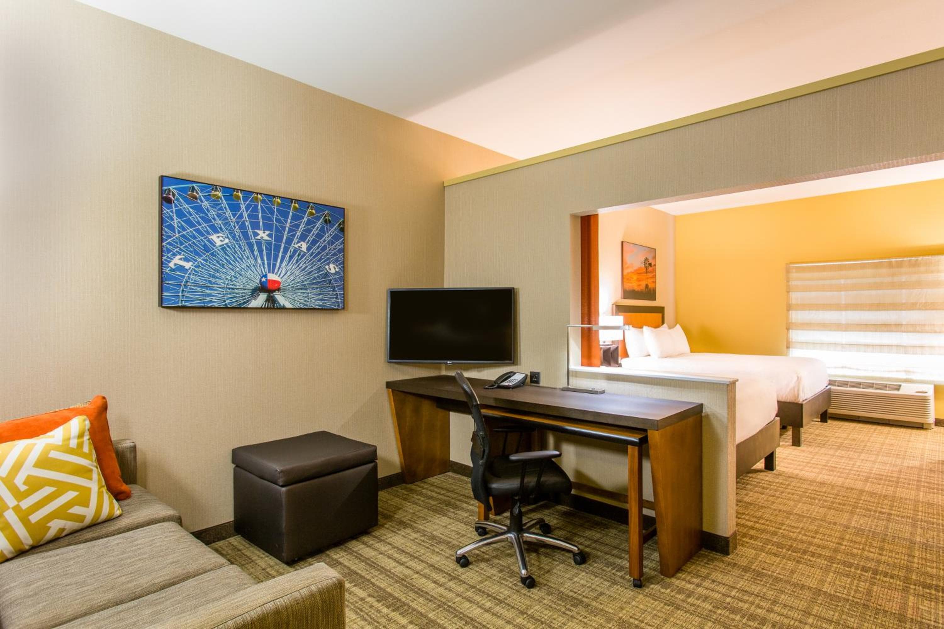 Cambria Hotel Plano - Frisco
