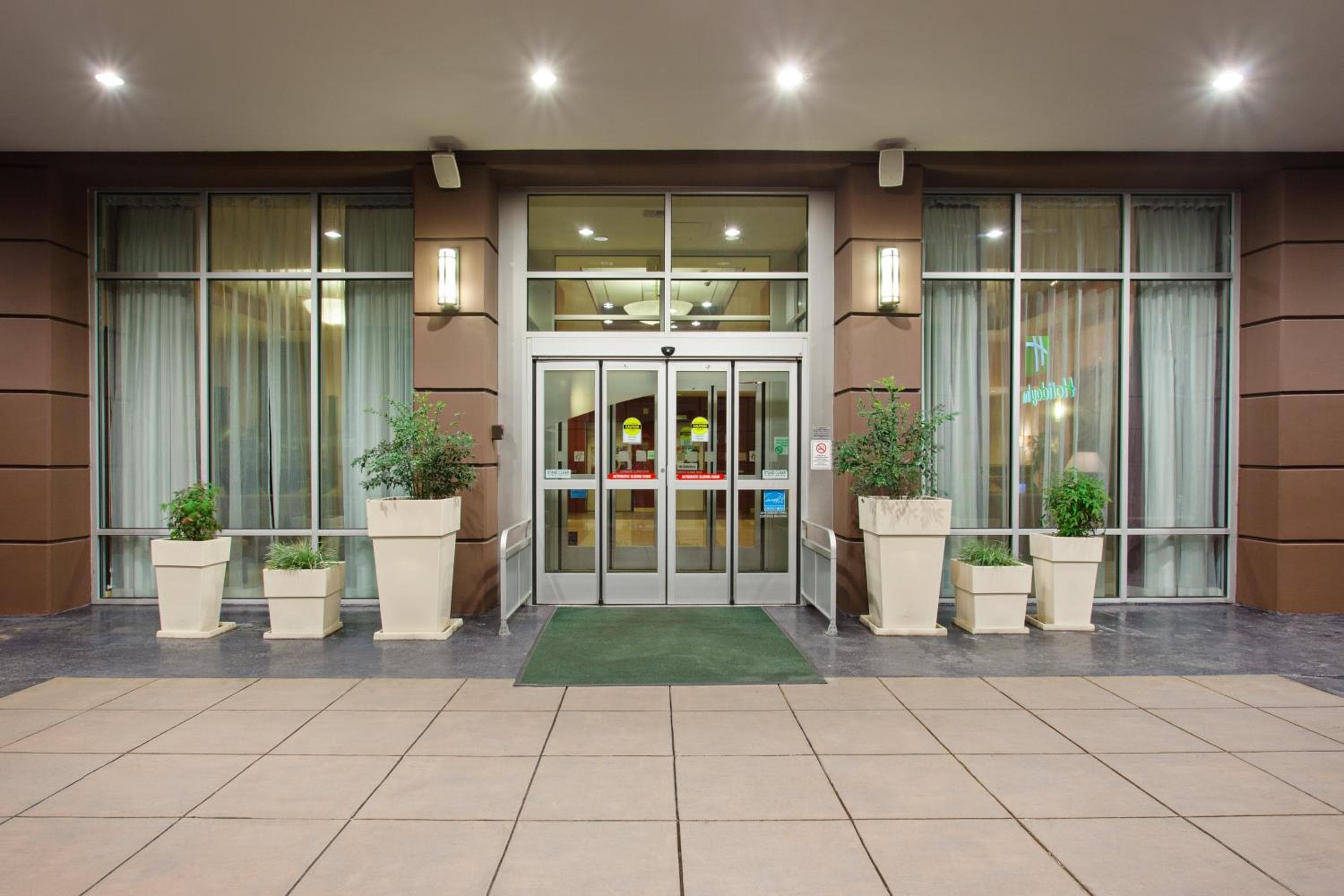 Holiday Inn Express & Suites Seattle Downtown - Lake Union by IHG