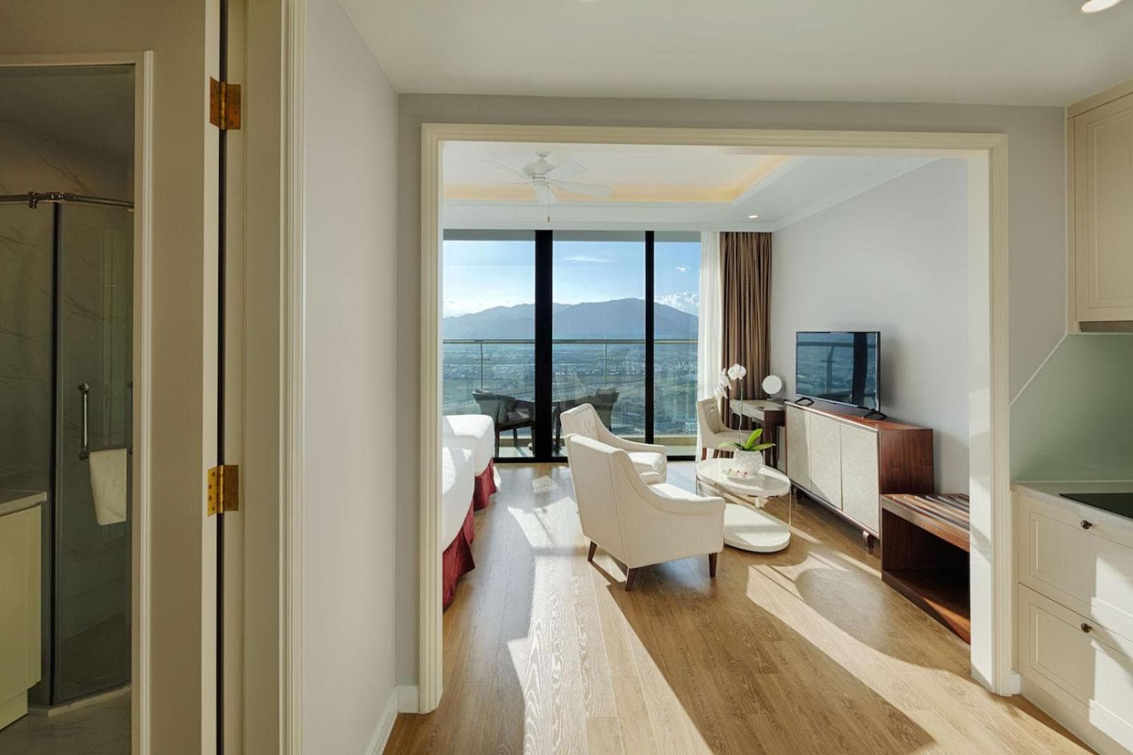 Vinpearl Beachfront Nha Trang