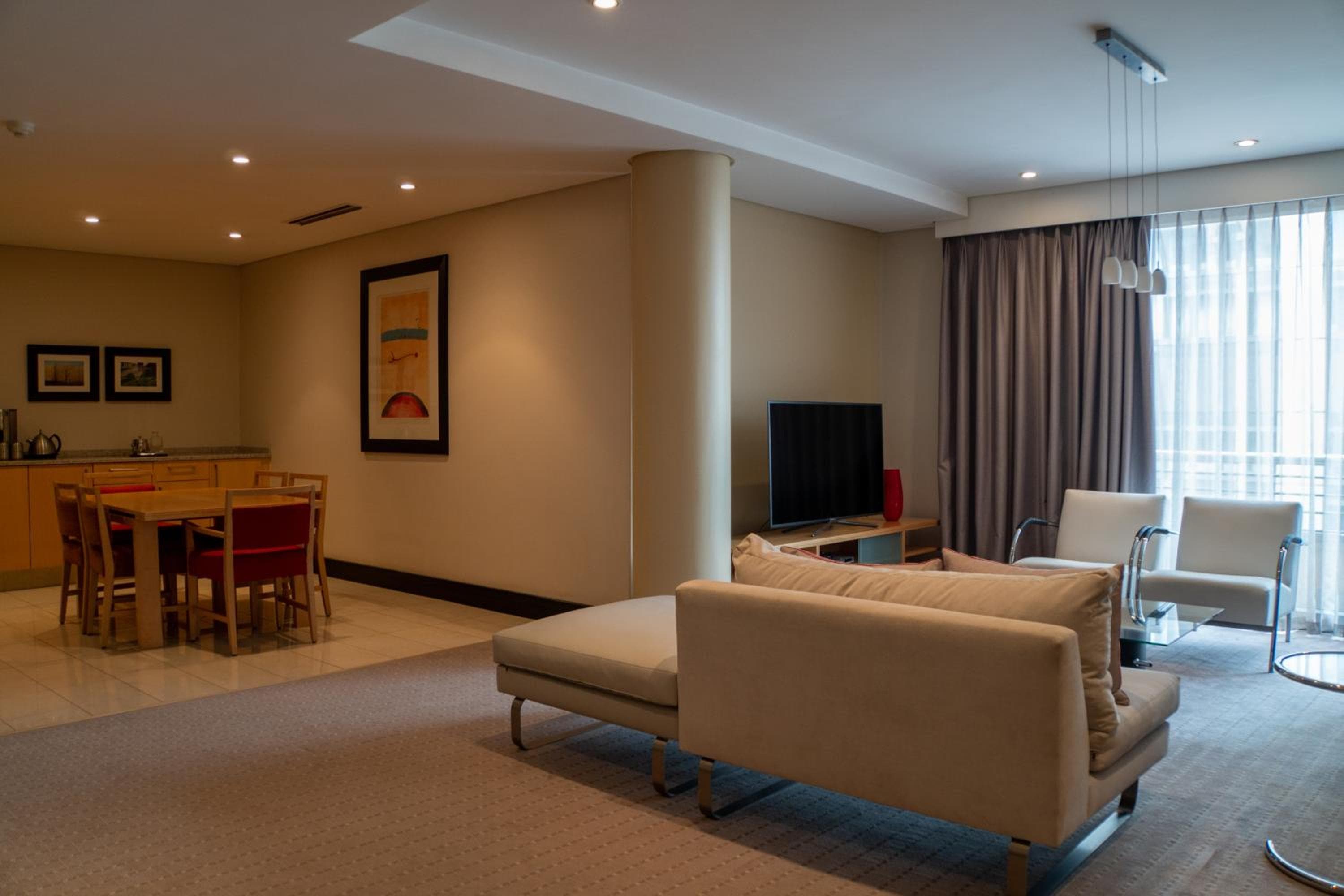 Raphael Suites
