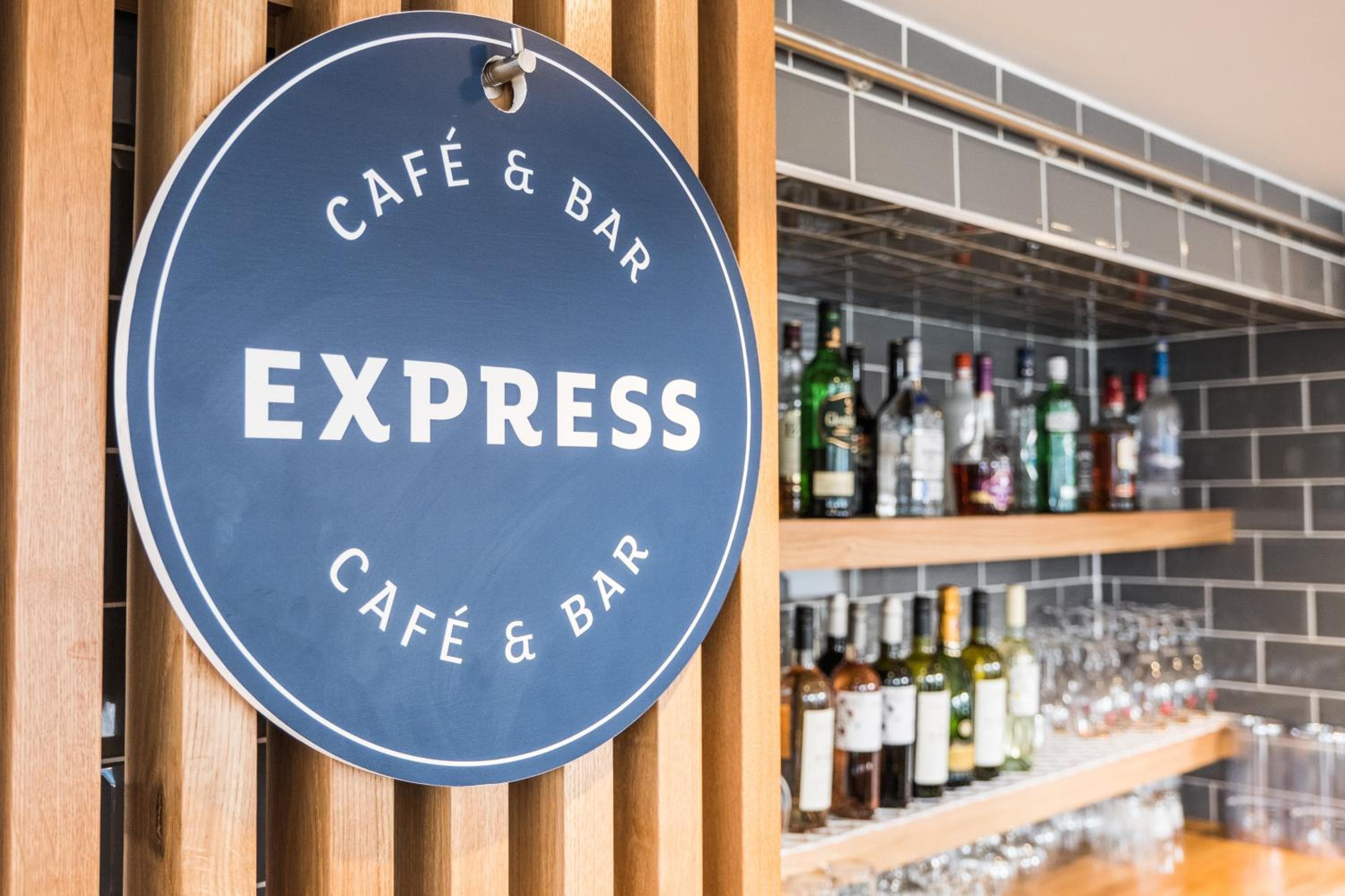 Holiday Inn Express - Stockport by IHG