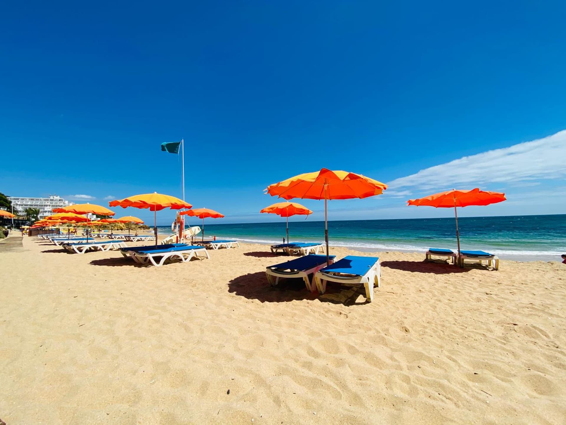Borda d`Água, Praia da Oura