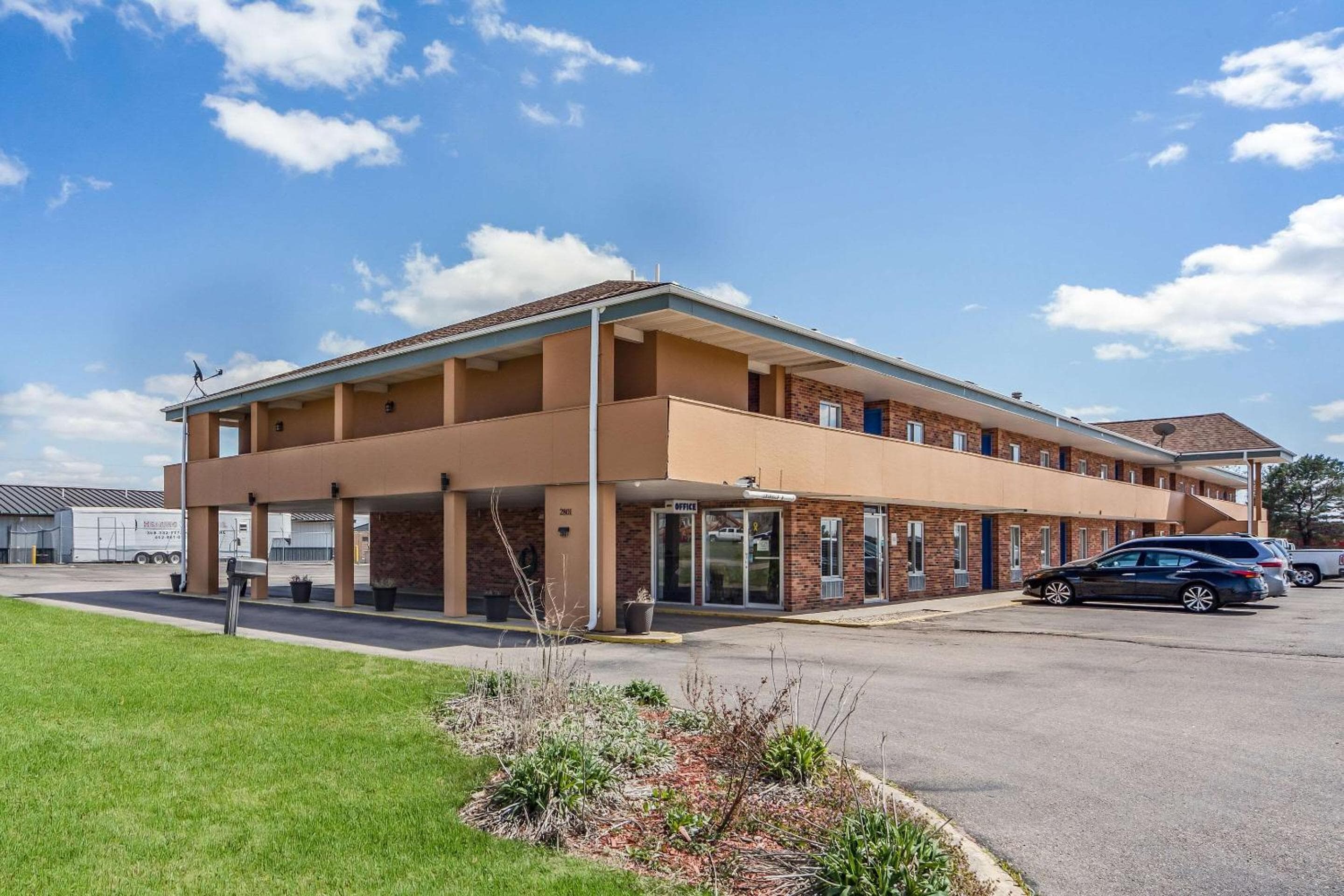 Rodeway Inn Lincoln West - University Area