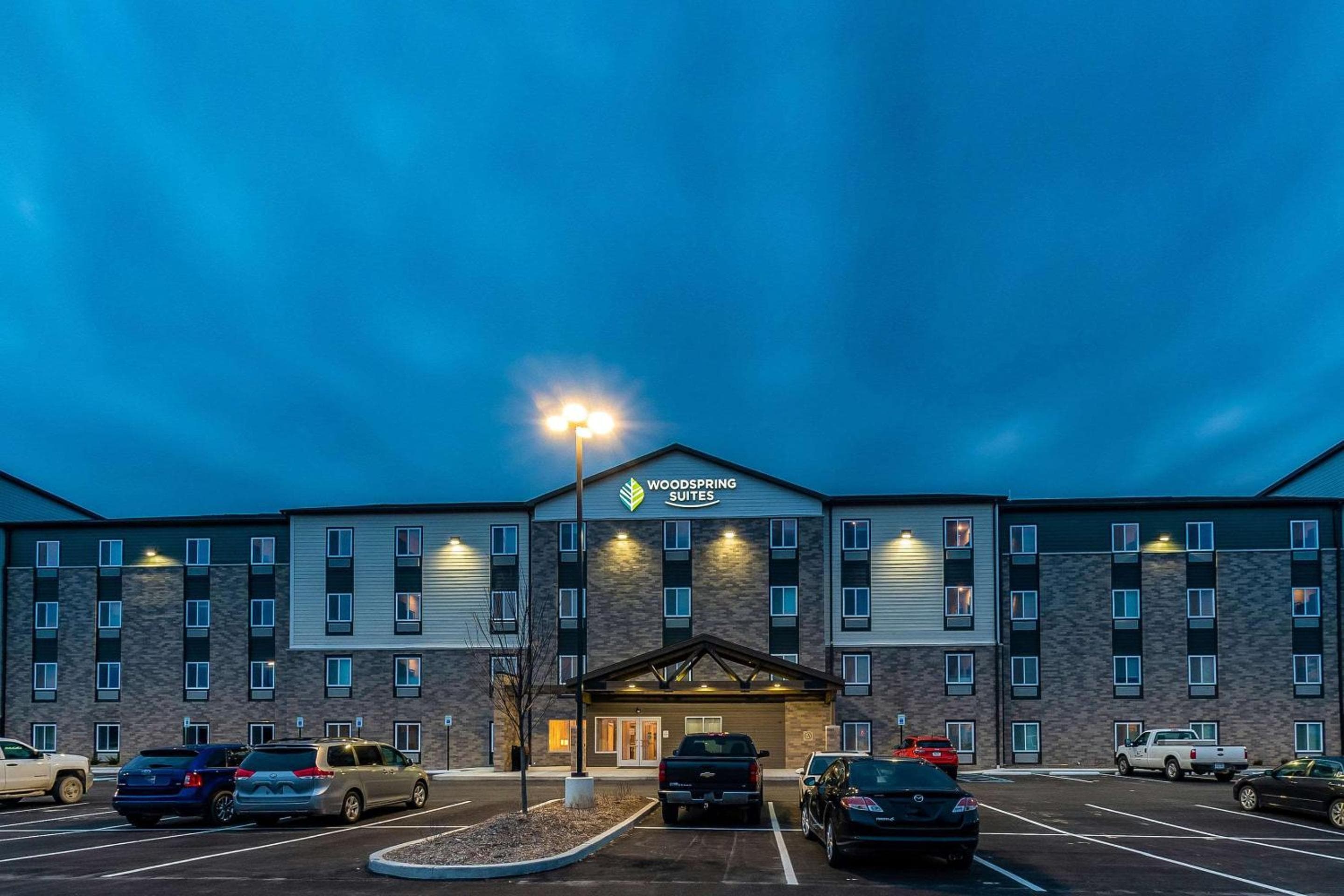 WoodSpring Suites Indianapolis Zionsville