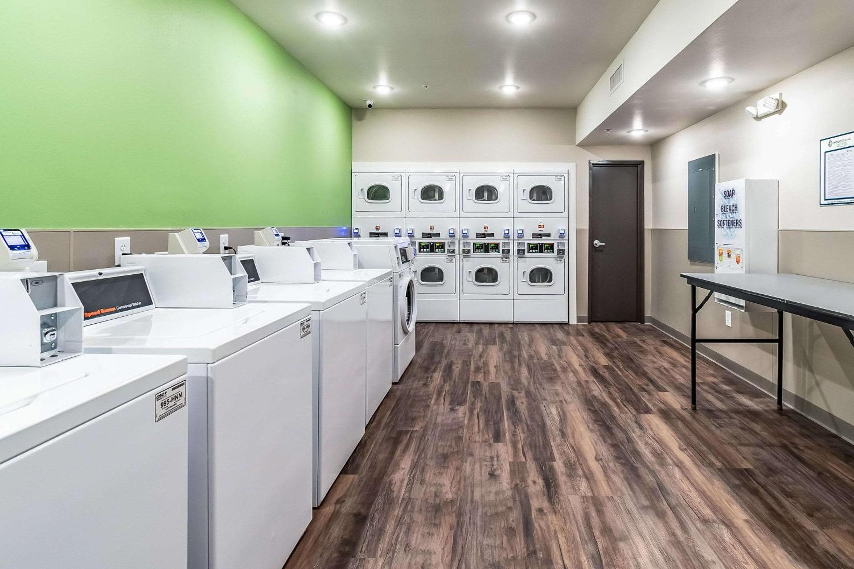 WoodSpring Suites Indianapolis Zionsville