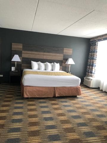 Baymont by Wyndham - Chicago - Addison - O'Hare