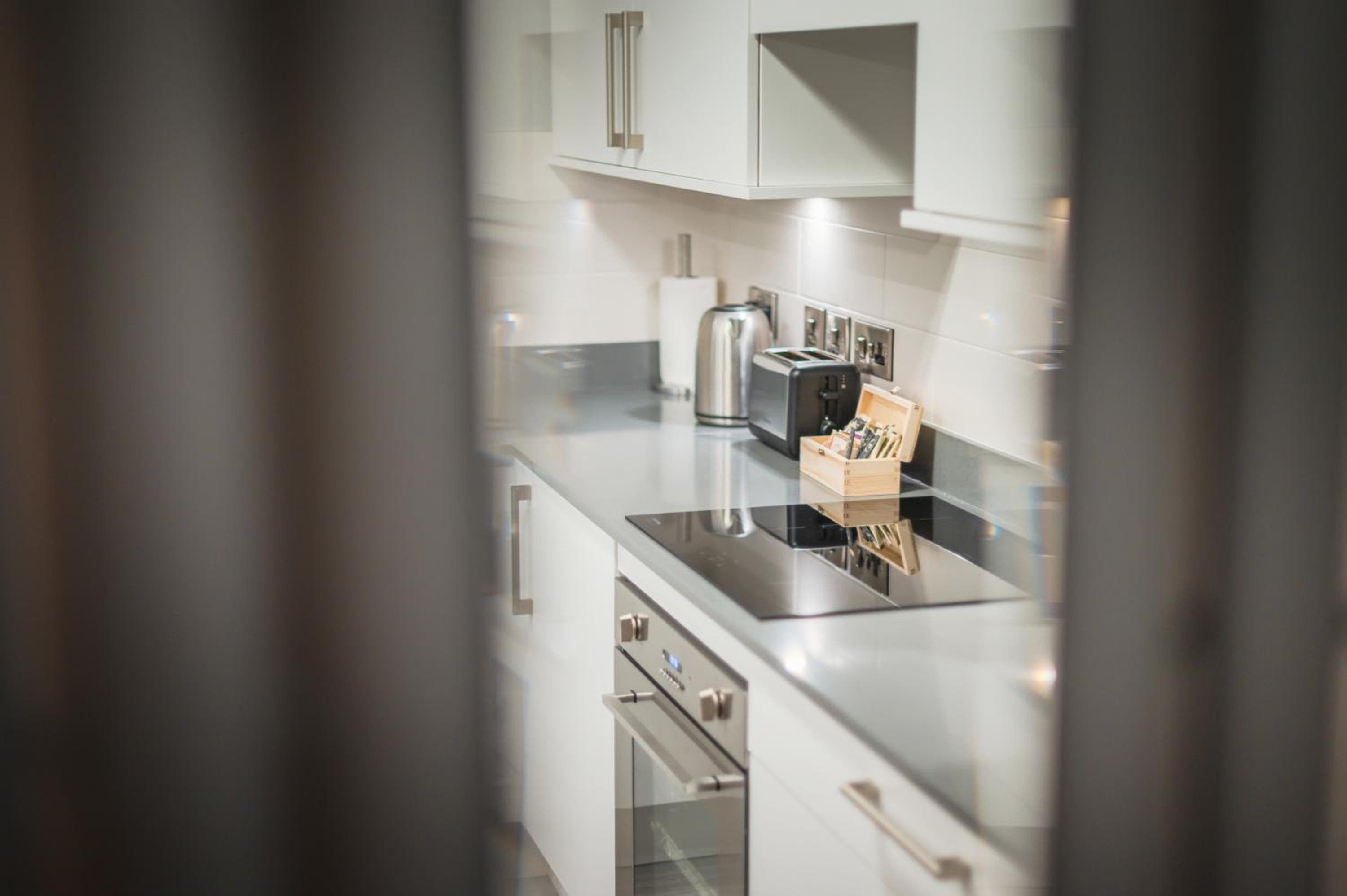The Knight Residence by Mansley