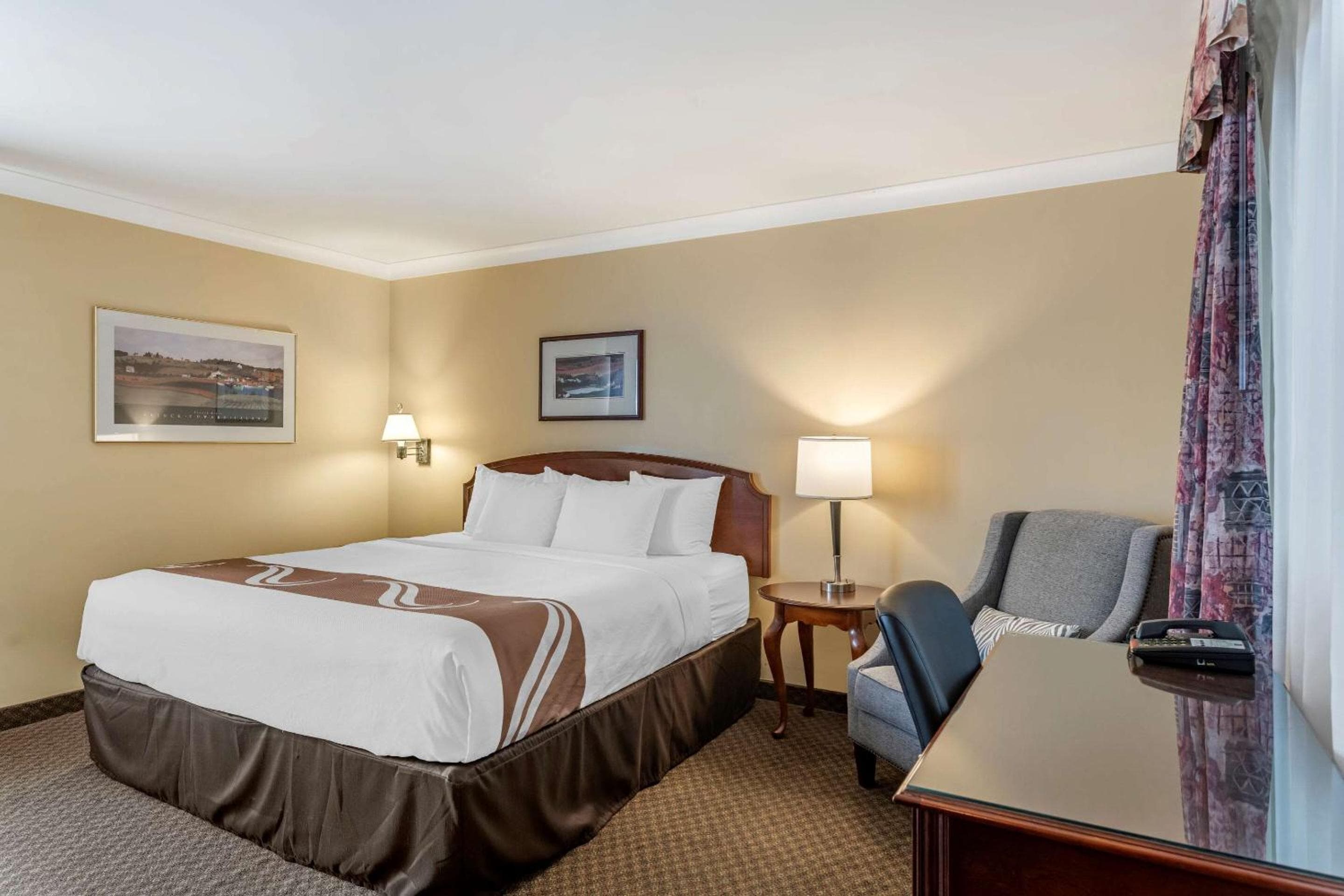 Quality Inn & Suites Garden of the Gulf