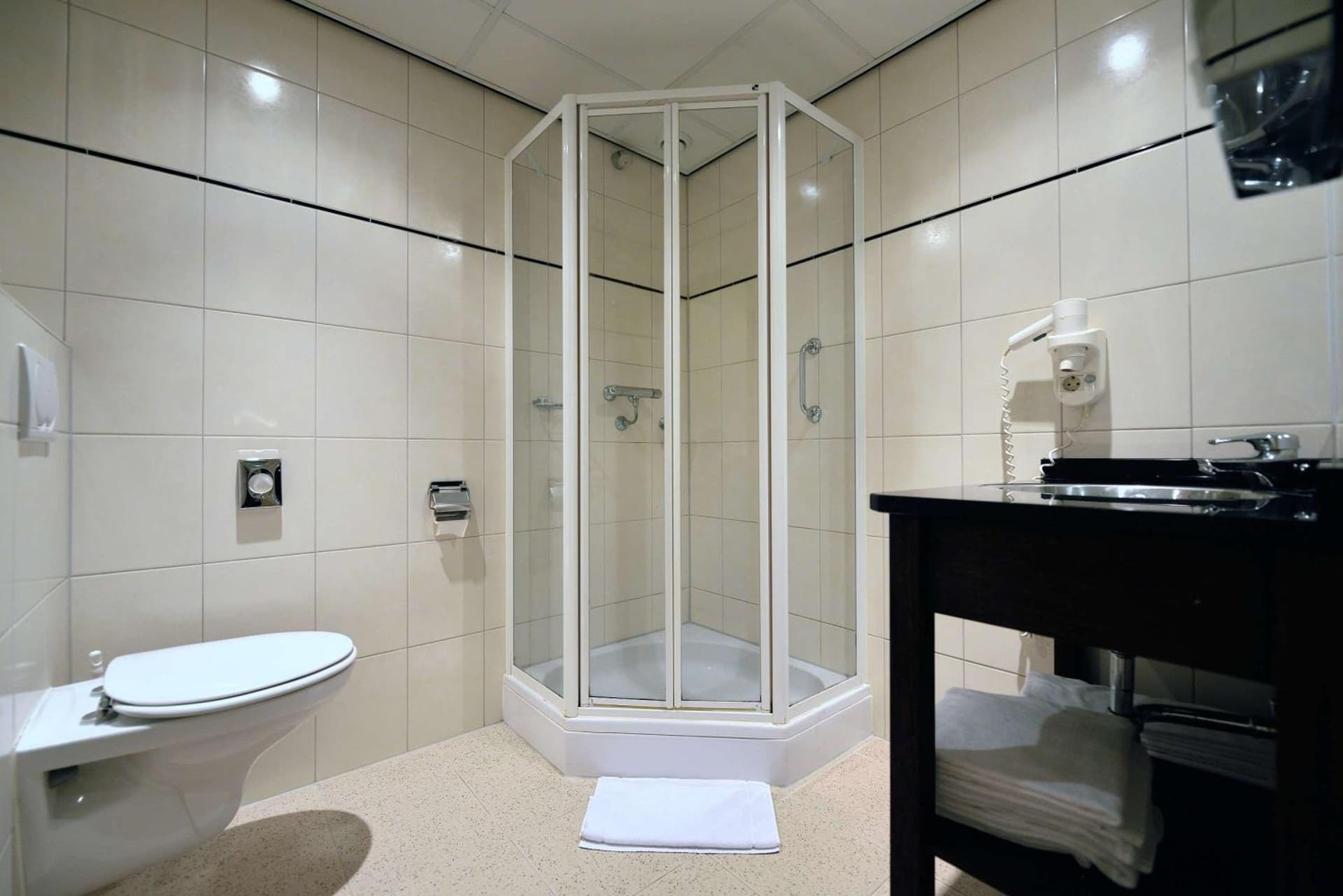 Best Western Dam Square Inn