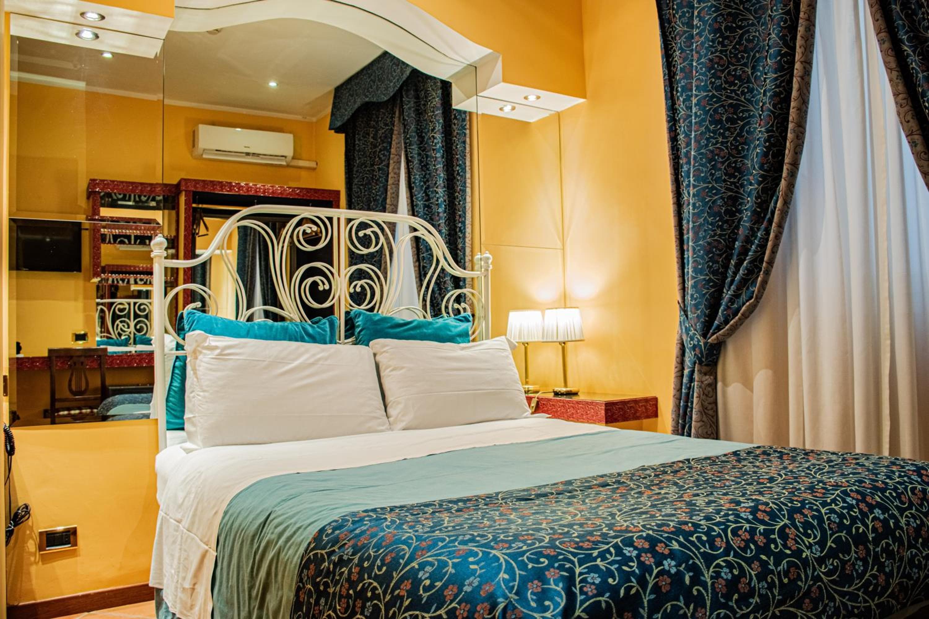 Hotel Canova