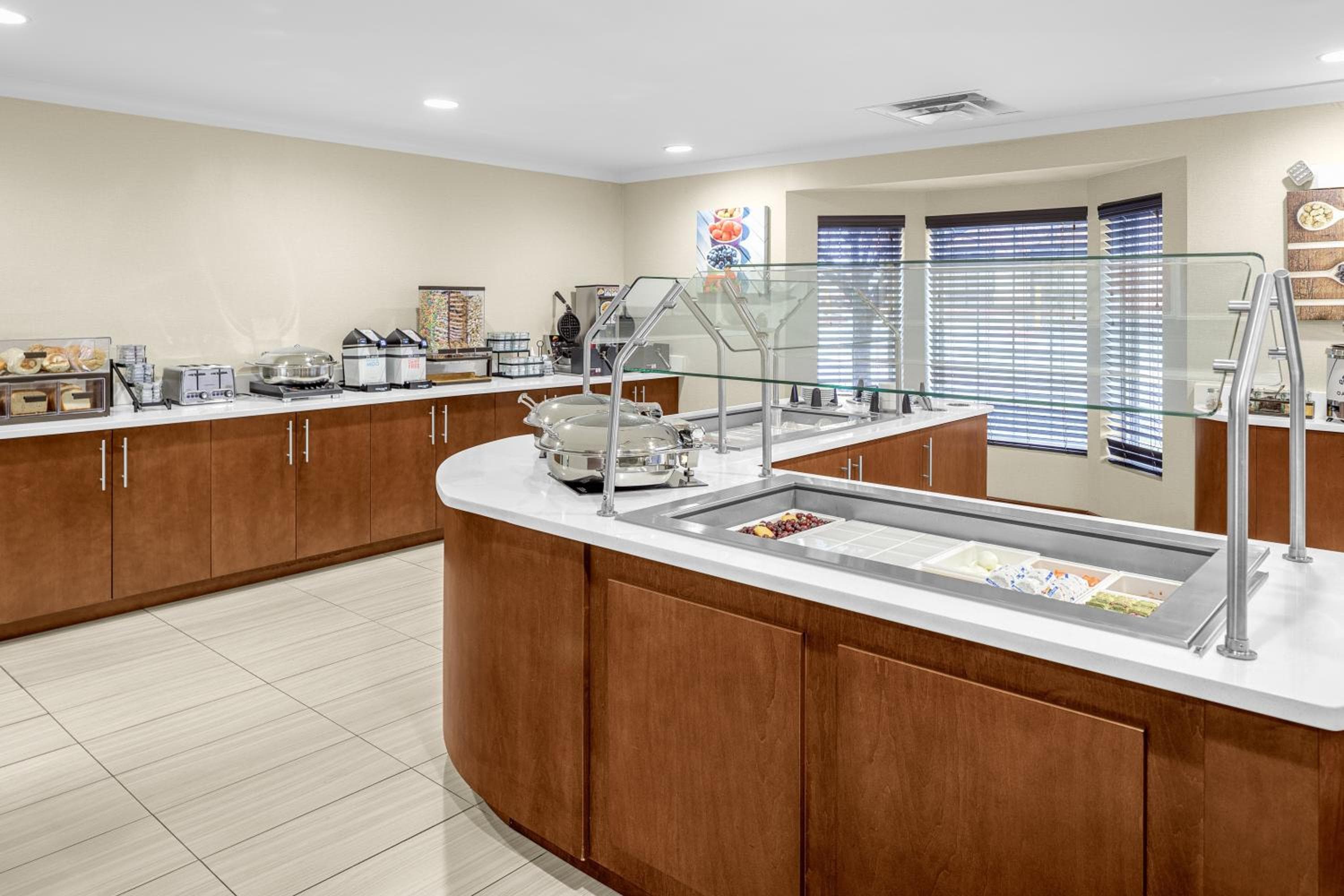 Staybridge Suites Chattanooga-Hamilton Place by IHG