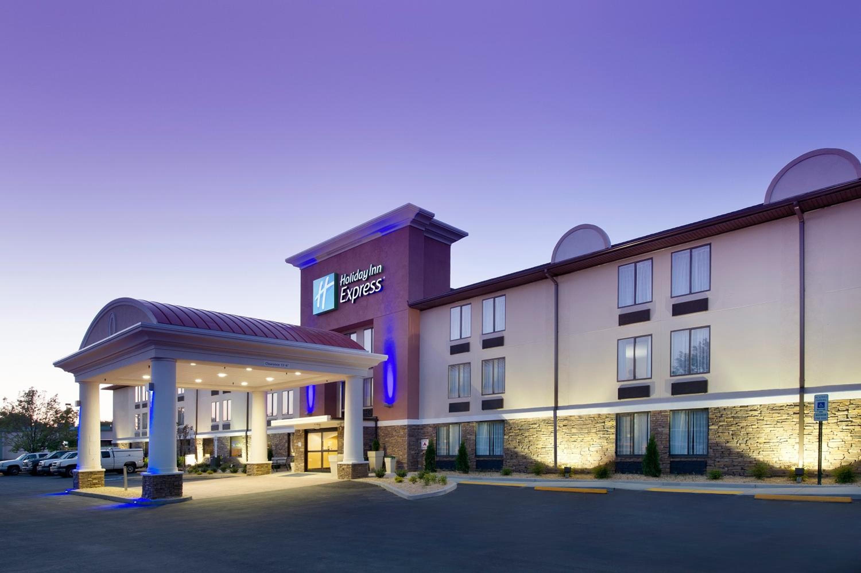 Holiday Inn Express - Waldorf by IHG