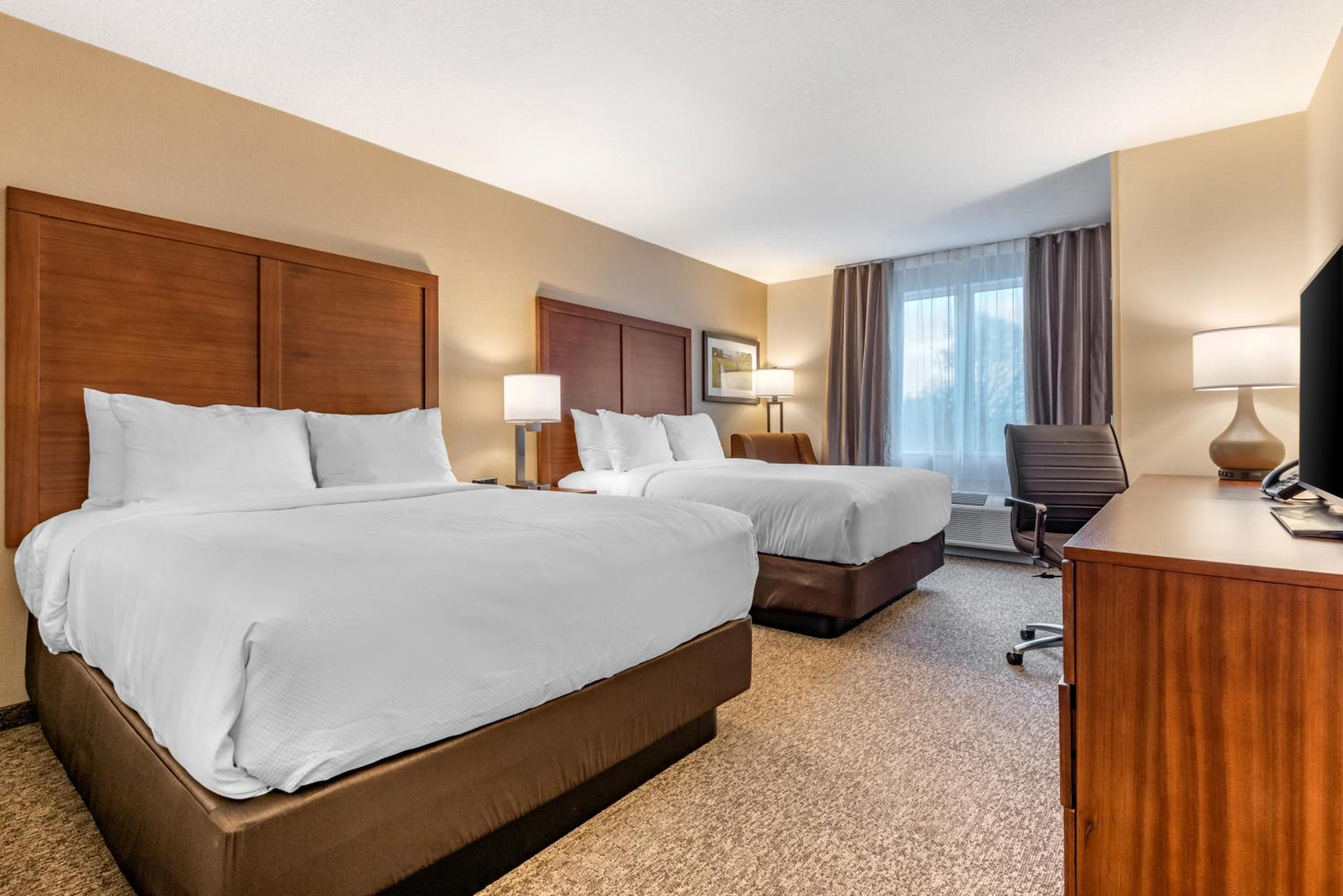 Comfort Inn & Suites